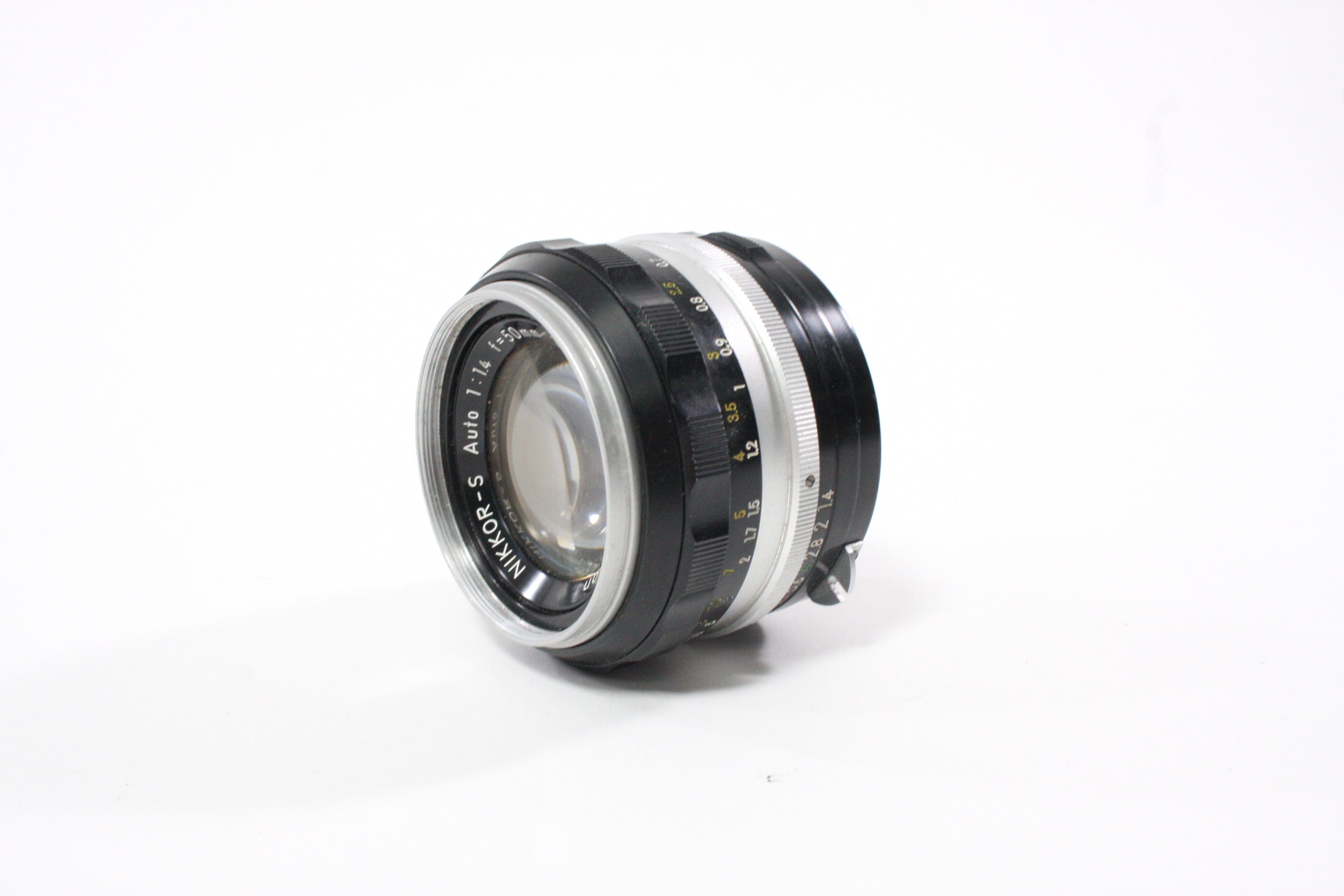 Nikon Nikkor-S 50mm f/1.4 Non-AI Lens for Nikon F Mount