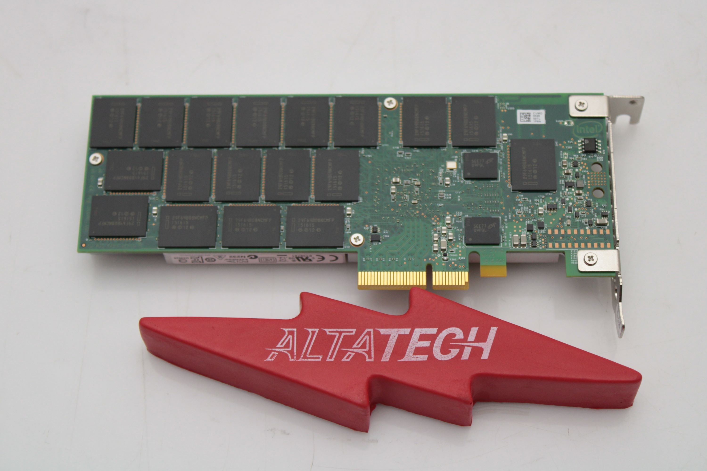 Oracle 7307468 1.6TB Flash Accelerator F160