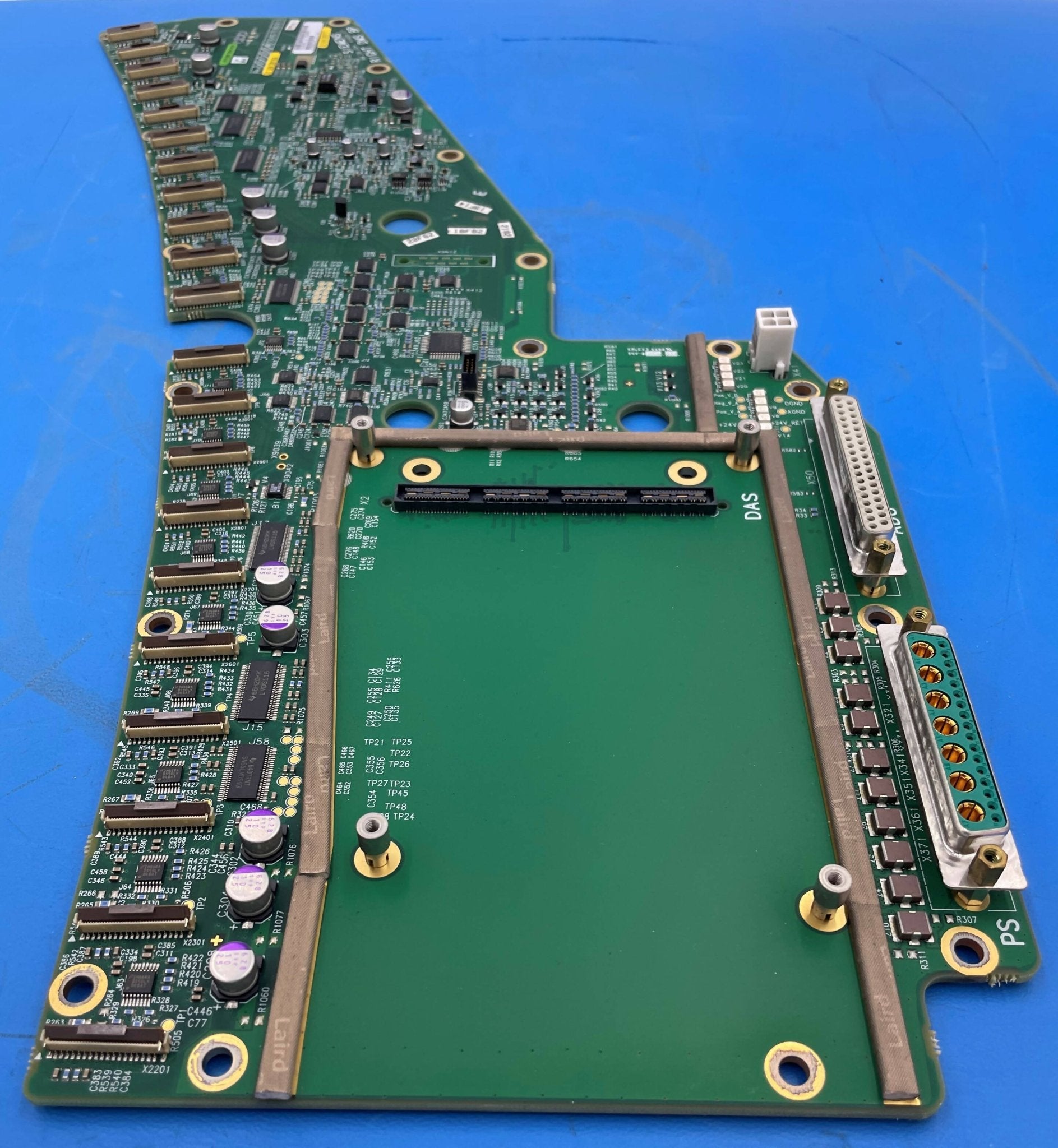 RIGHT BACKPLANE P30F/L D582 (08428034/8428034 SIEMENS