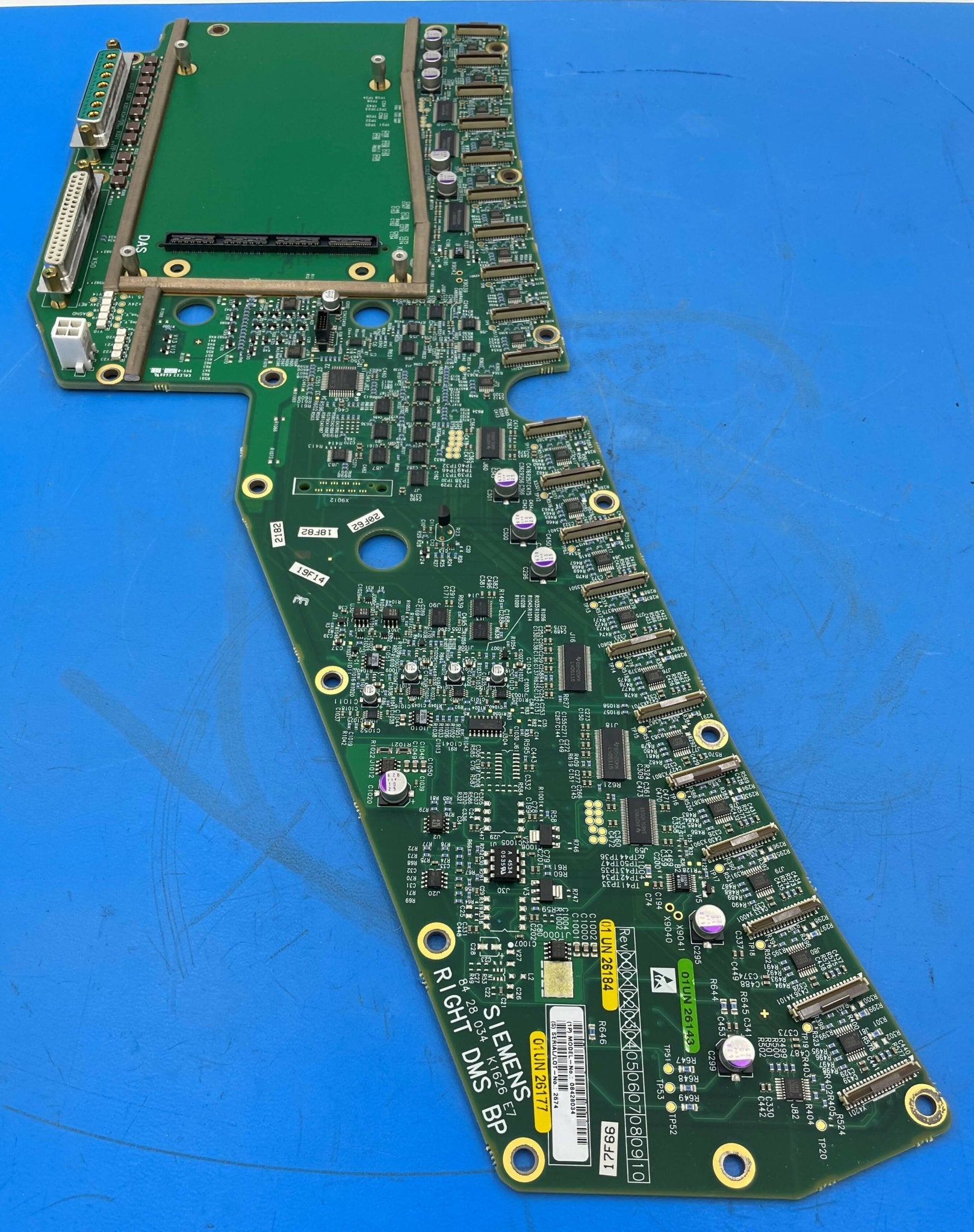 RIGHT BACKPLANE P30F/L D582 (08428034/8428034 SIEMENS