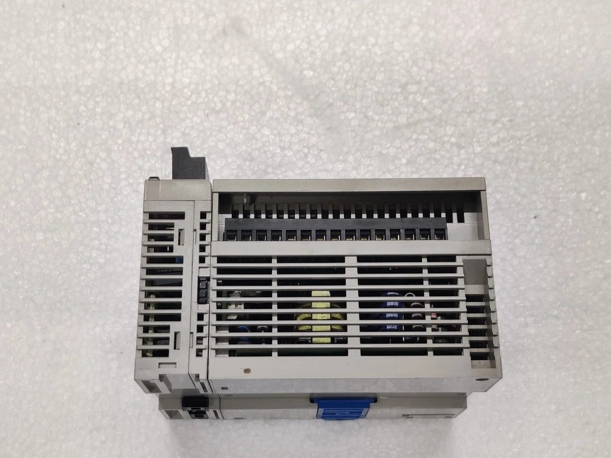 IDEC MicroSmart FC4A-C24R2C PLC Module With Idec FC4A-J8C1
