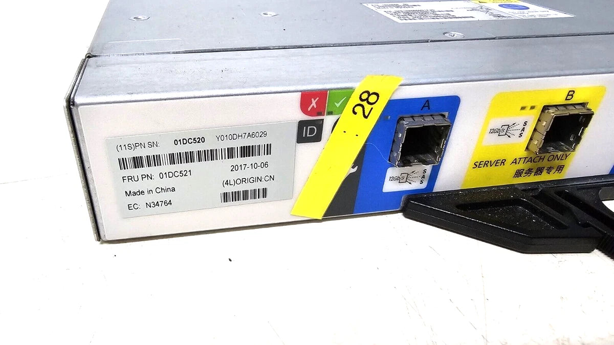 Lenovo Storage Adapter ESM 12G EBOD JBOD 2U12/24 12GSAS 01DC520