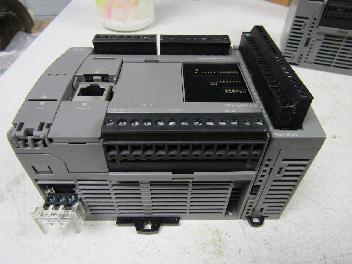 IDEC MICROSMART FC6A-C24R1AE & IDEC FC6A-J8CU1