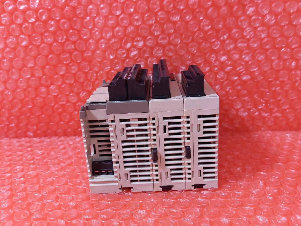 Idec FC5A-D16RK1 Smart Controller FC4A-J8C1+ FC4A-K2C1