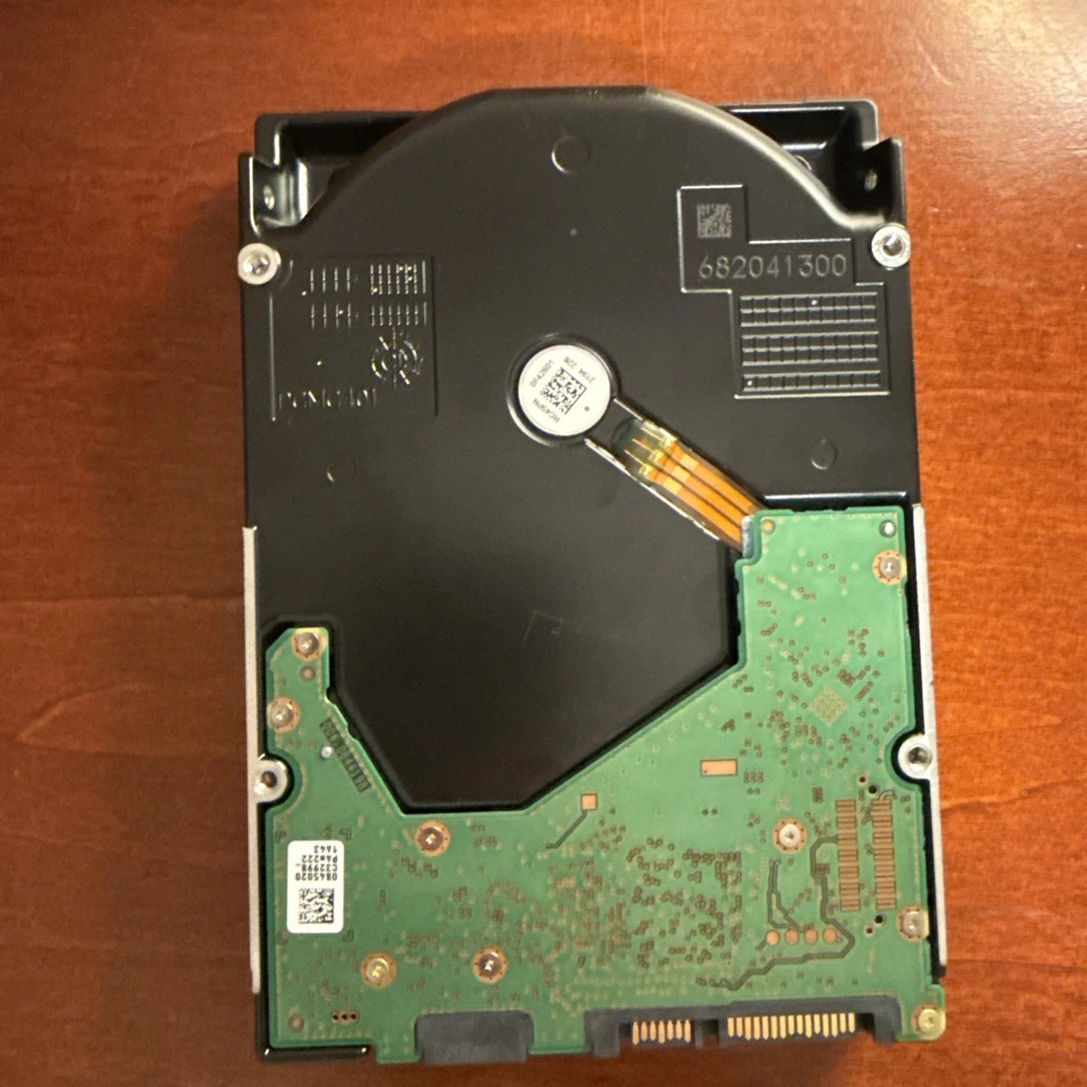 WD Ultrastar DC WUH721816ALE6L4 HC550 16TB SATA 3.5" 512e Enterprise Hard Drive
