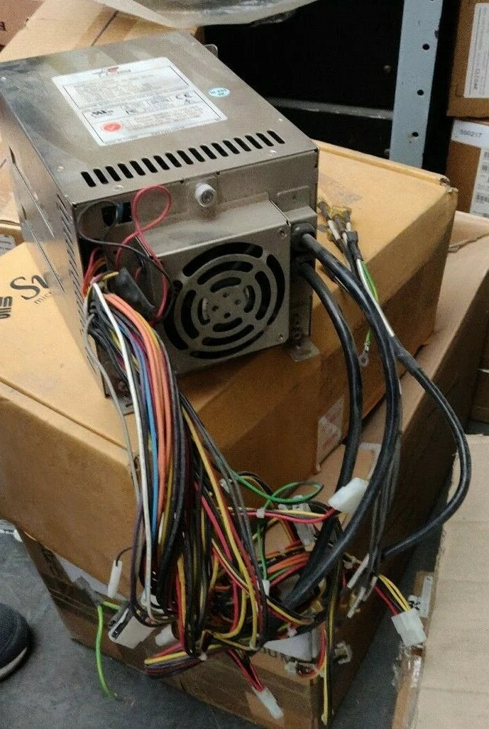 Zippy-Emcas MPN3-6600F Switching / Redundant Power Supply