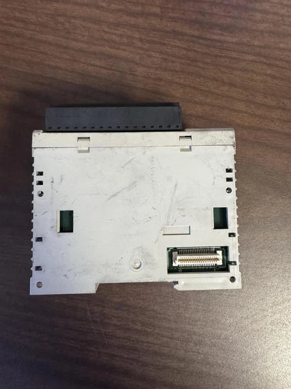 IDEC FC4A-D20RK1 PLC Processor Module | Microsmart Series