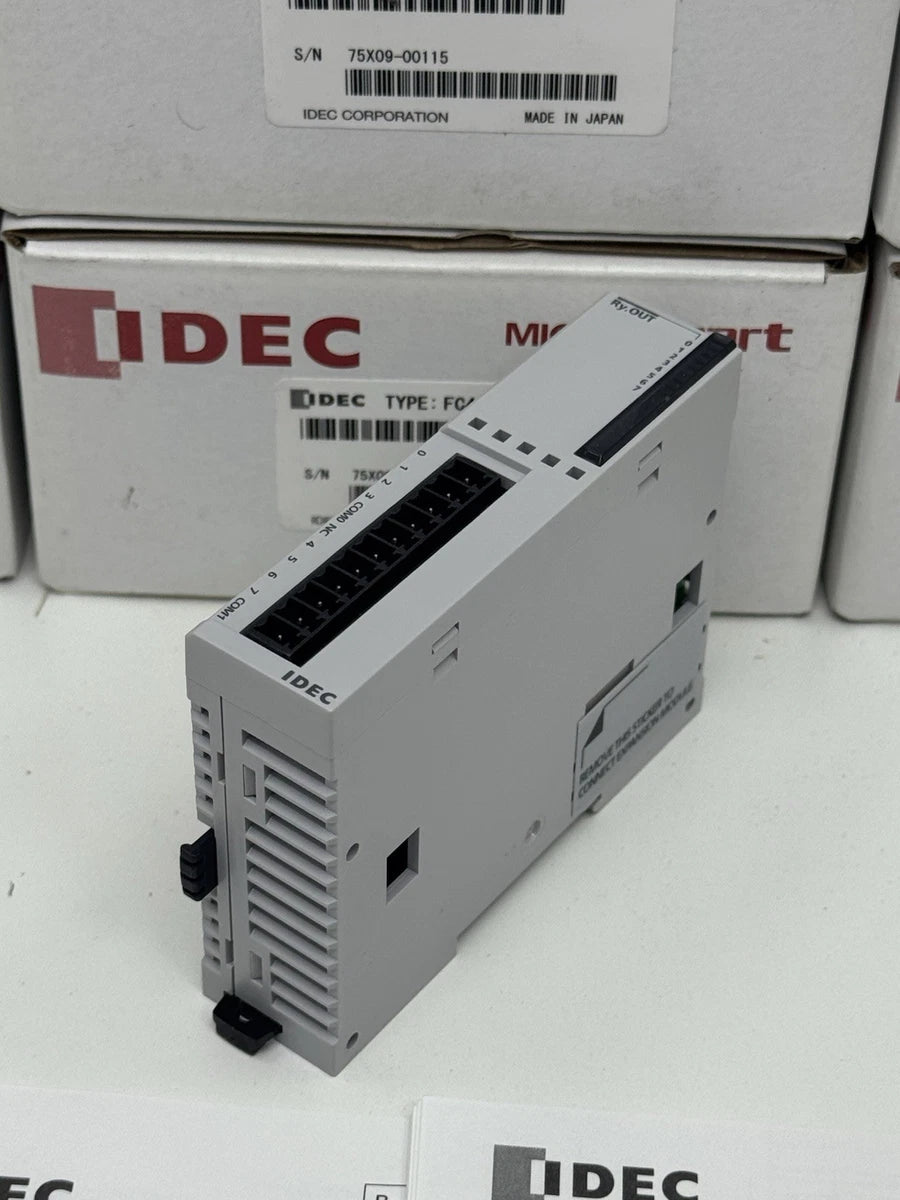 IDEC FC4A-R081 MICROSMART DIGITAL I/O MODULE