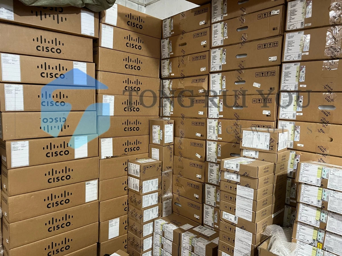 C9200L-48T-4G-E Brand New Cisco Catalyst 9200L 48-port PoE+ 4x1G uplink Switch