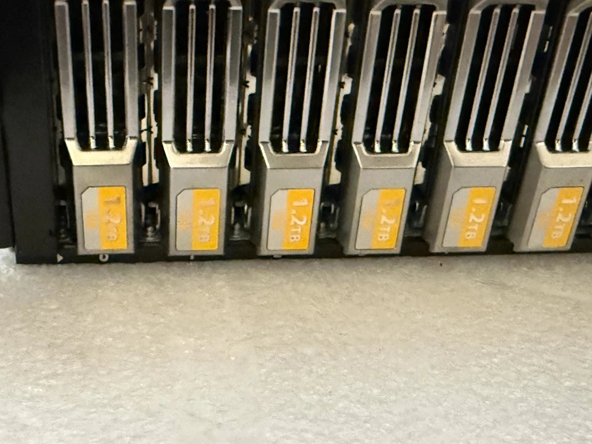 Dell EqualLogic PS6100 24x 1.2TB 10K SAS 2.5" 2X Control Module Type 11 E09M001