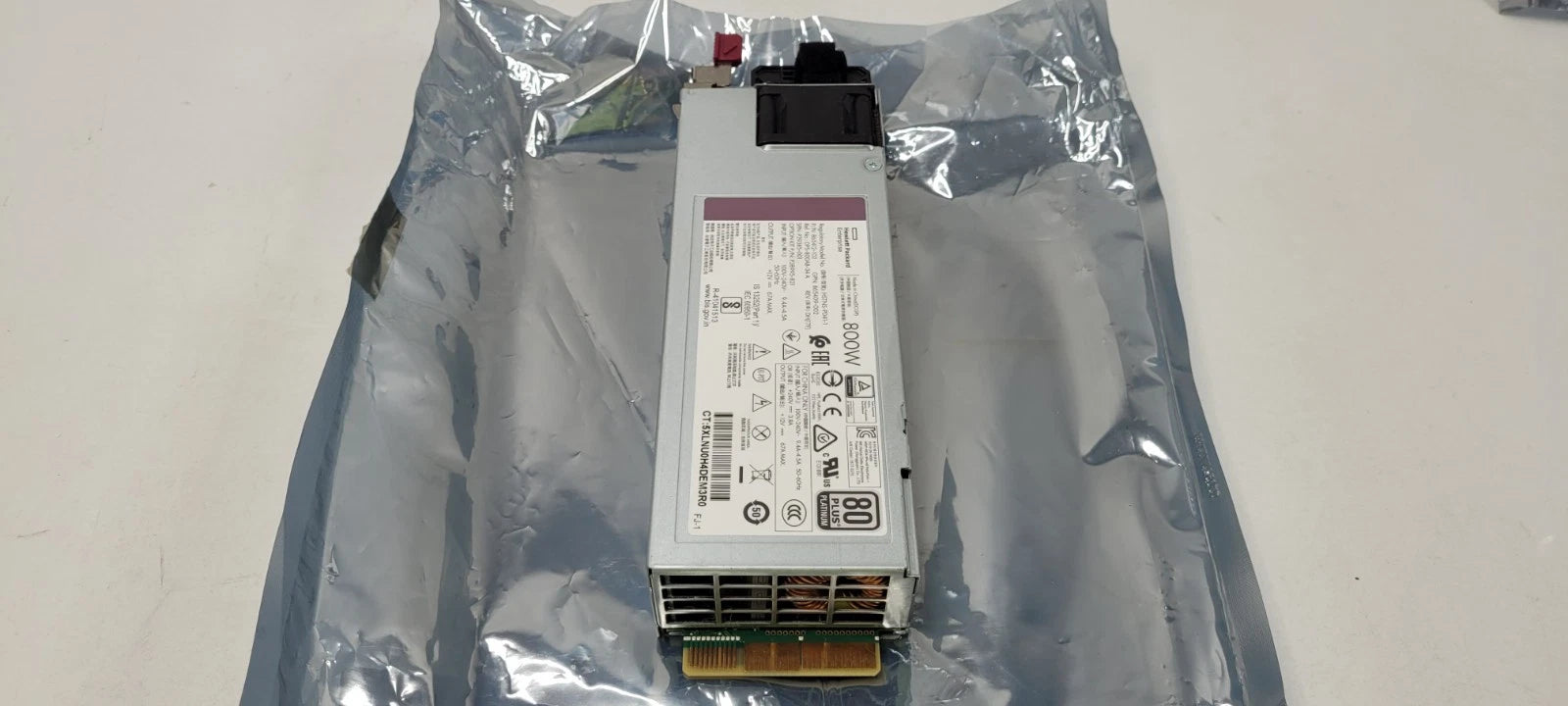 HPE P39385-001 - 800W Flex Slot PSU Connector | Alo Tech Solutions