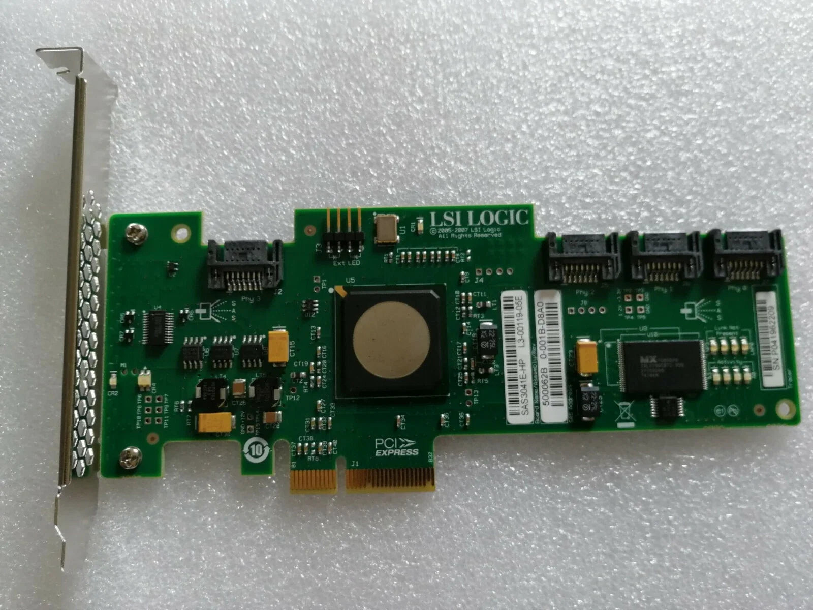 LSI SAS3041E-R / LSISAS3041E-R / SAS3041E-HP 4-Port PCI-E SAS / SATA RAID Controller with "FULL HEIGHT BRACKET ONLY"