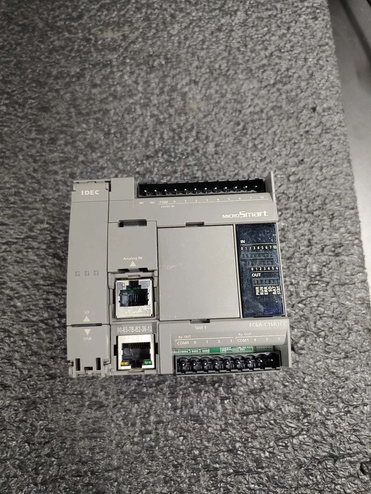 IDEC FC6A-C16R1CE FC6A MicroSmart PLC 16IO CPU 24VDC Relay