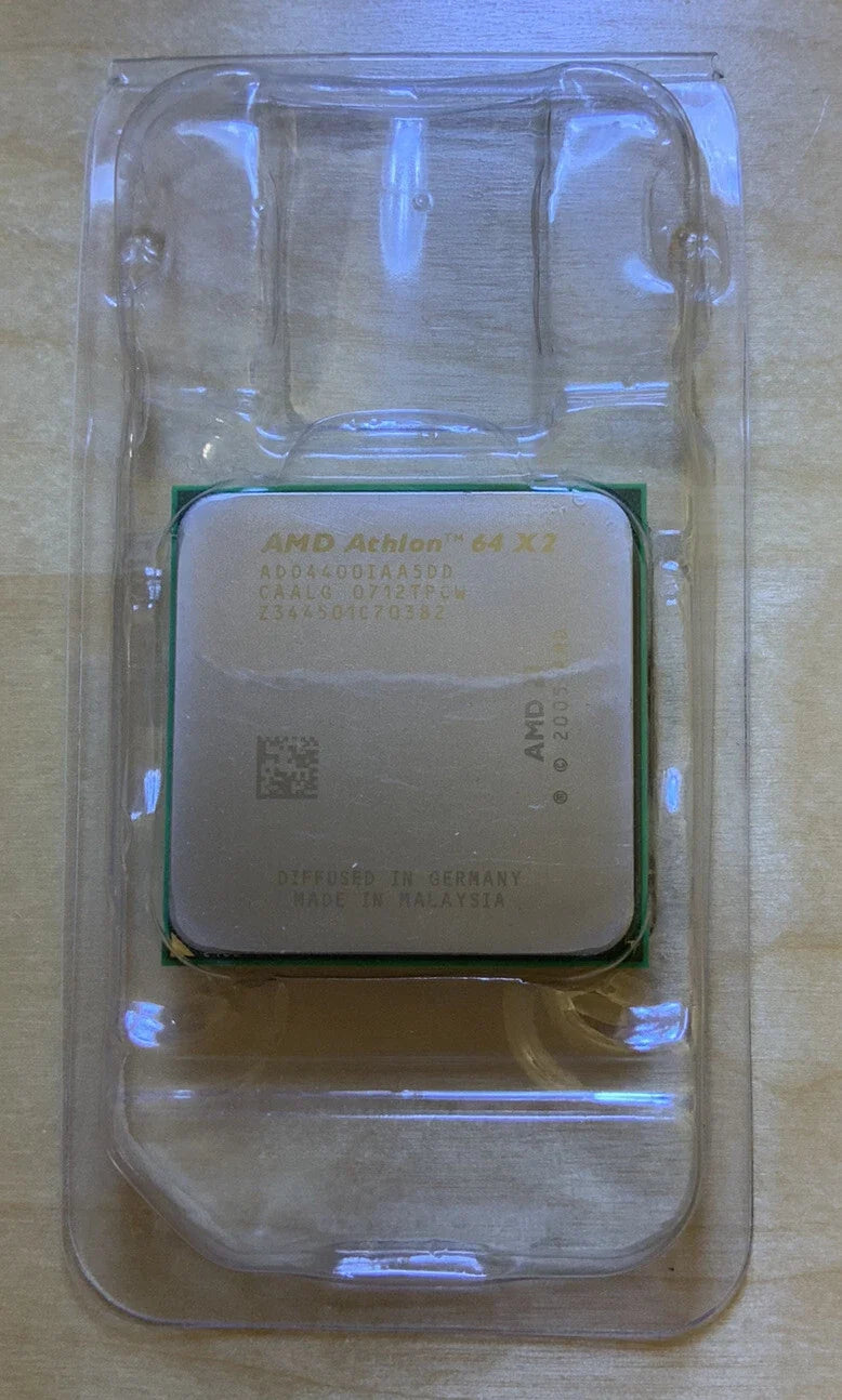 AMD Athlon 64 X2 4400+ 2.3GHz 2x512KB Dual-Core Socket AM2 Processor - ADO4400IAA5DD