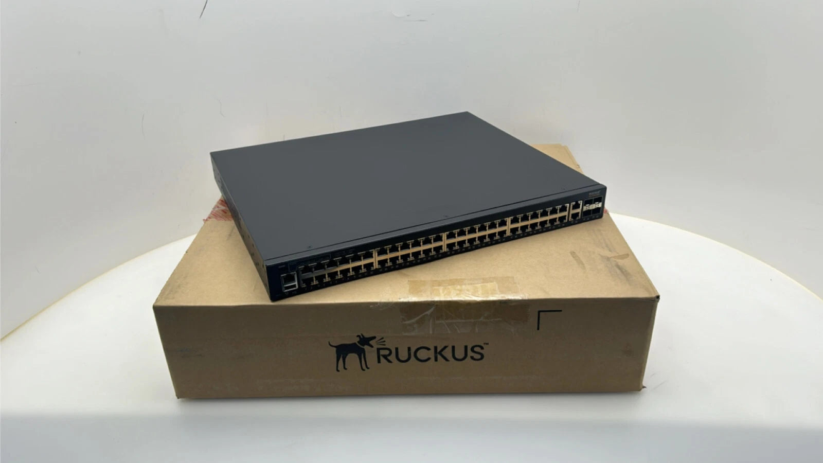 Ruckus Brocade ICX 7150 Ethernet Network Switch ICX7150-48PF-4X10GR-RMT3 48-port