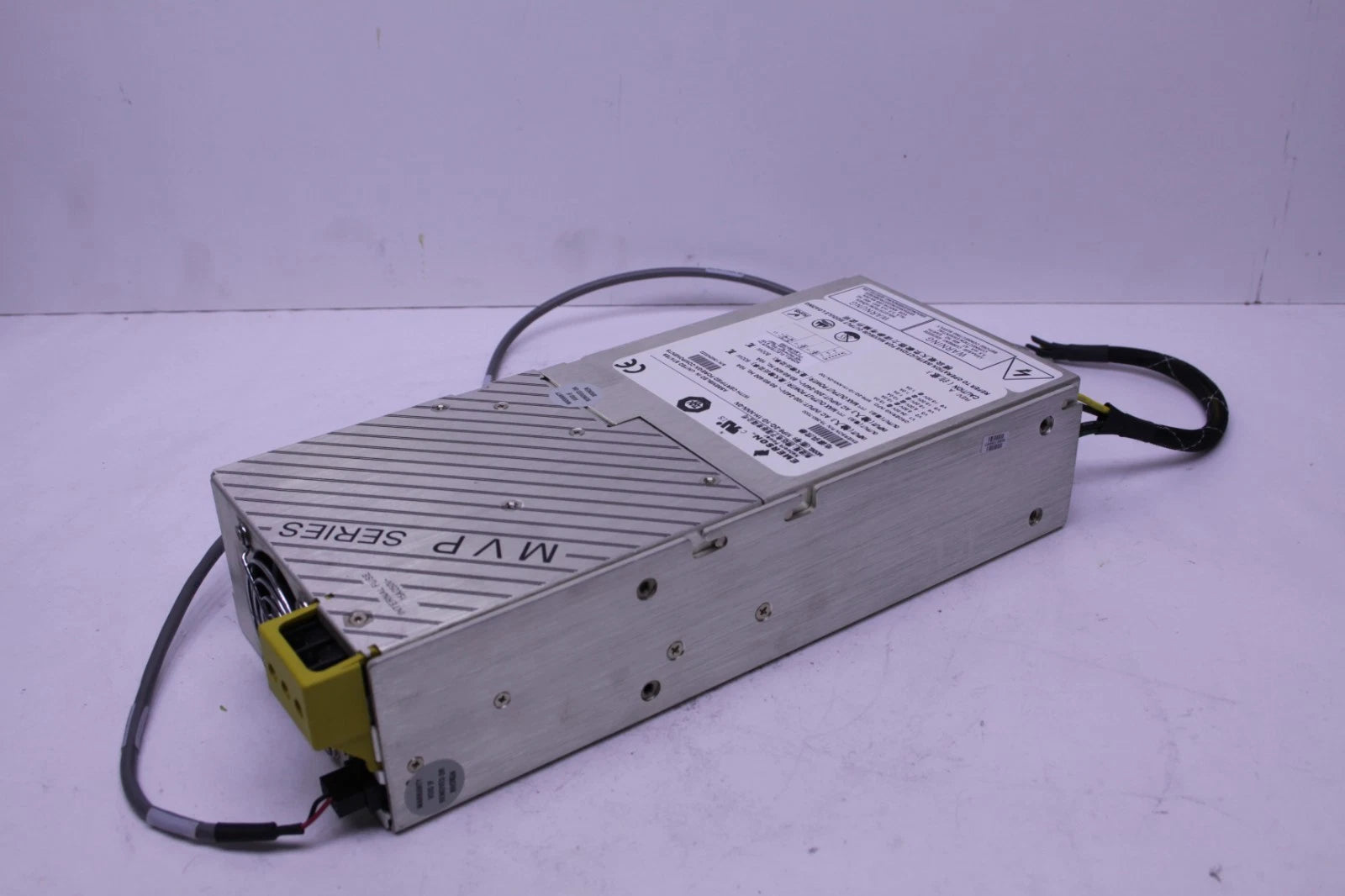 Astec Emerson MVP Series MP6-2Q-1G-1H-NNN-0N Modular Switching Power Supply 600W