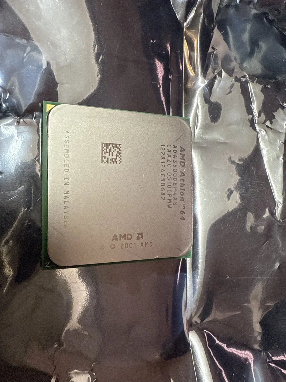 AMD Athlon 64 3500+ (Rev. CG) 2.2GHz 512KB L2 Cache 1.5V 89W Socket 939 Pins Desktop Processor