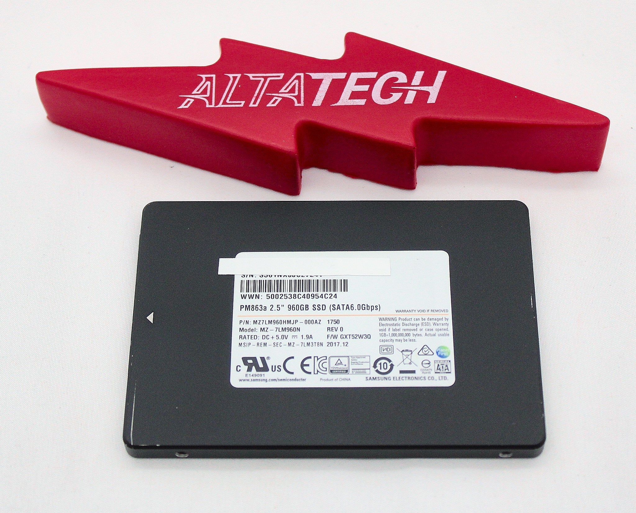 Samsung MZ-7LM960N 960GB SSD SATA 2.5 6G MZ-7LM960N