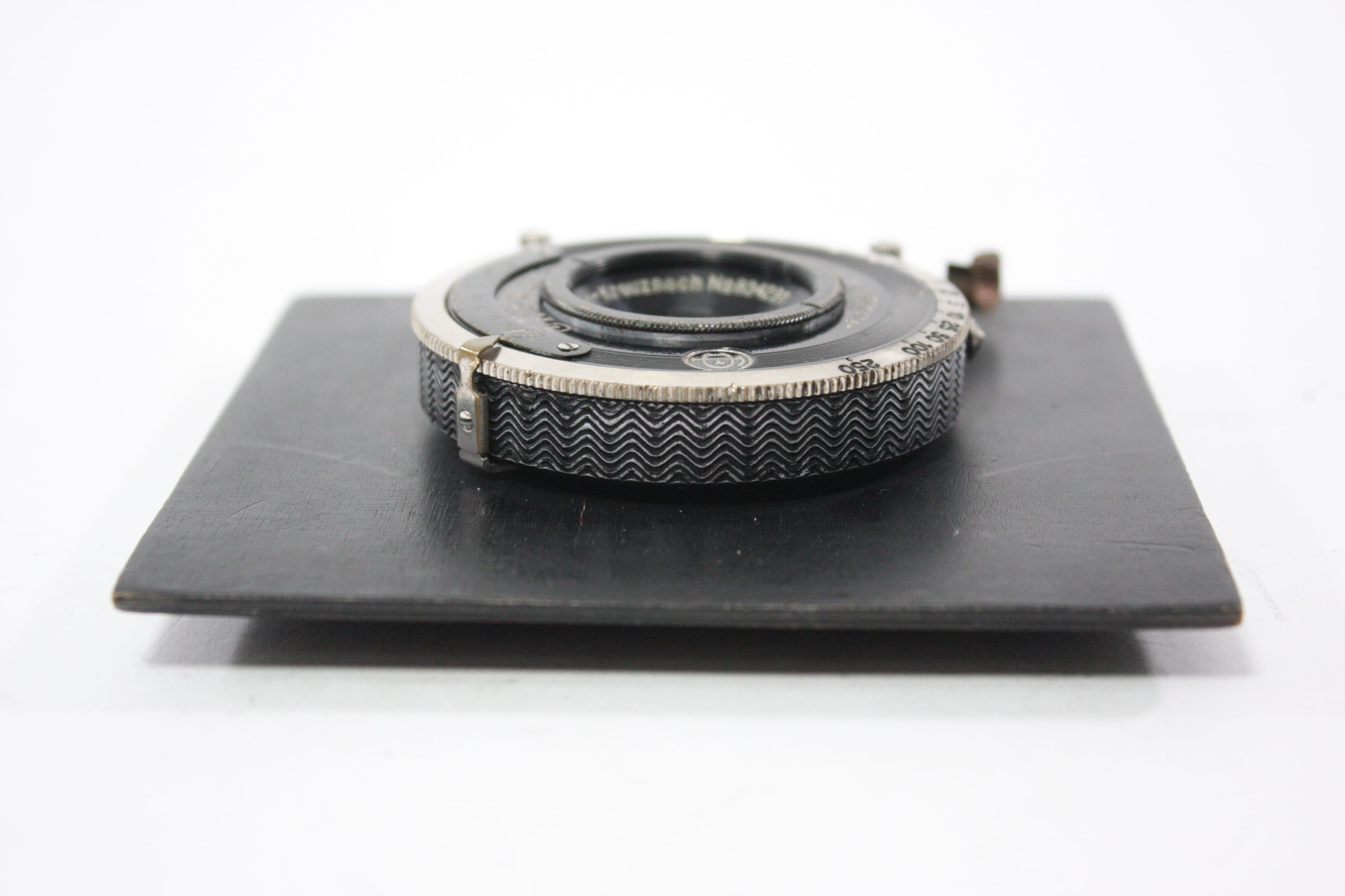 Schneider-Kreuanach Angulon 9cm f/6.8 Compur Shutter with 4X4 Lens Board