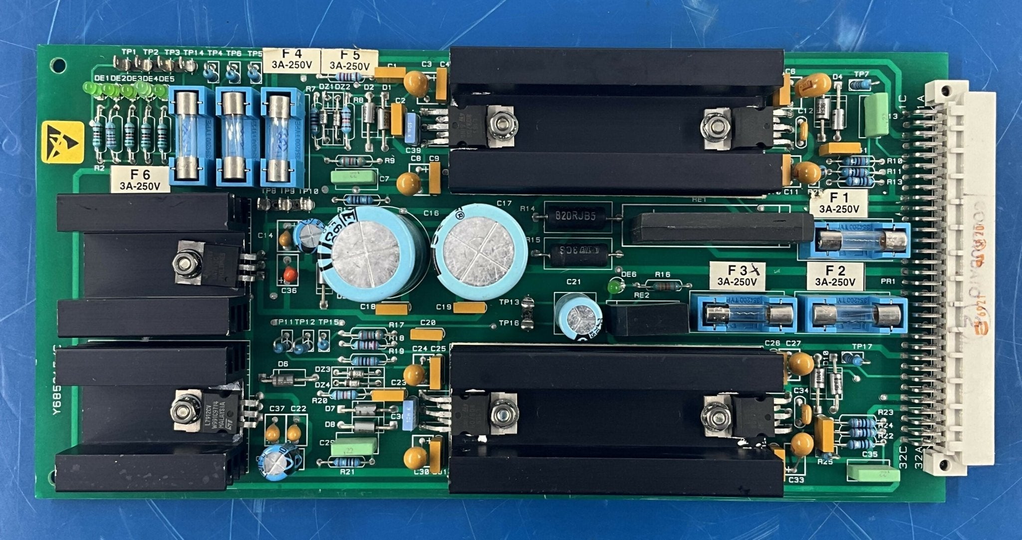 SERVO MOTOR LOOP BOARD (45296102/Y685315/C GE