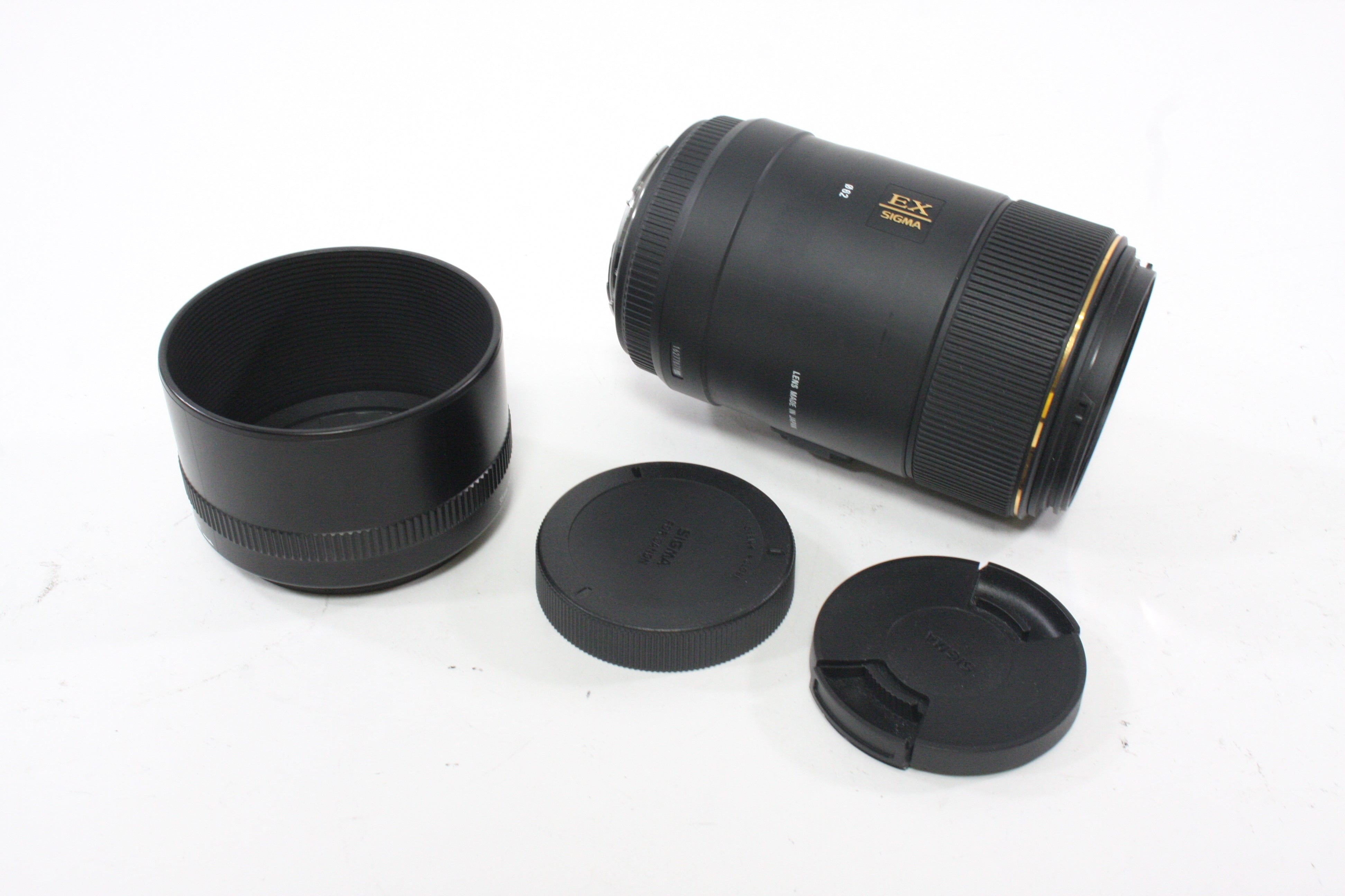 Sigma 105mm f/2.8 DG Macro OS HSM EX Lens for Canon EF Mount