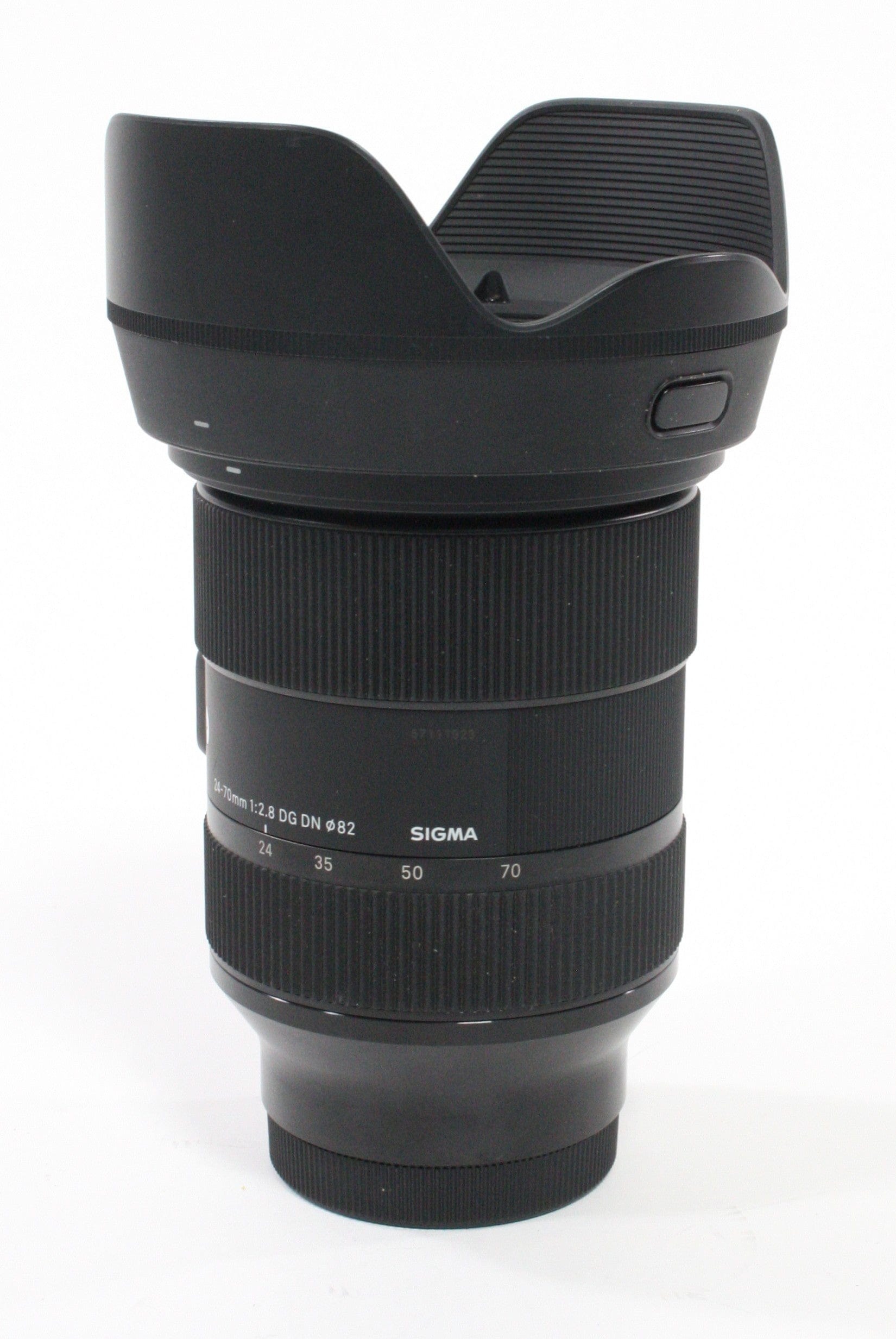 Sigma DG DN Art 24-70mm f/2.8 lens for Sony E Mount