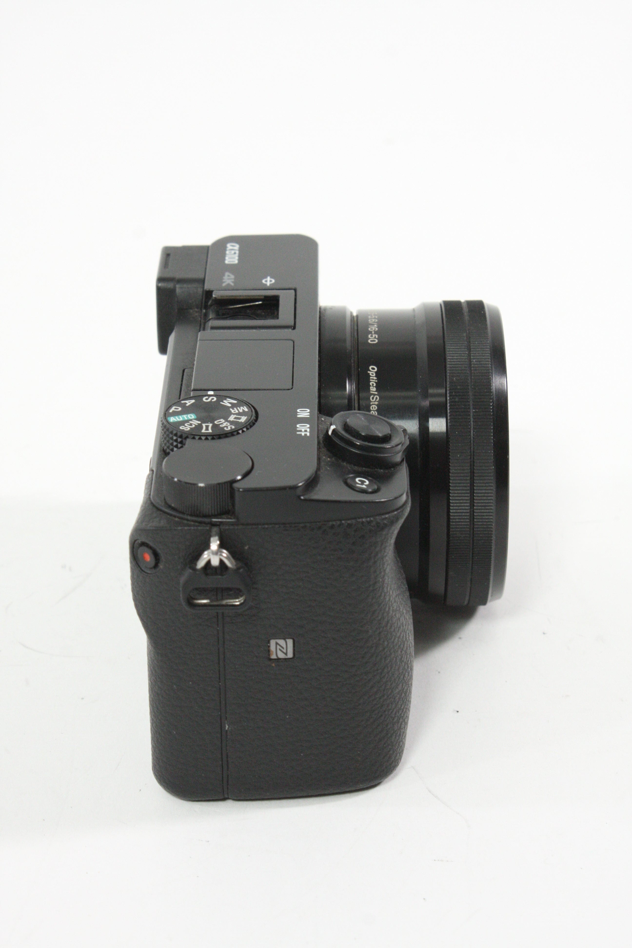 Sony a6100 w/16-50mm F3.5-5.6 Lens