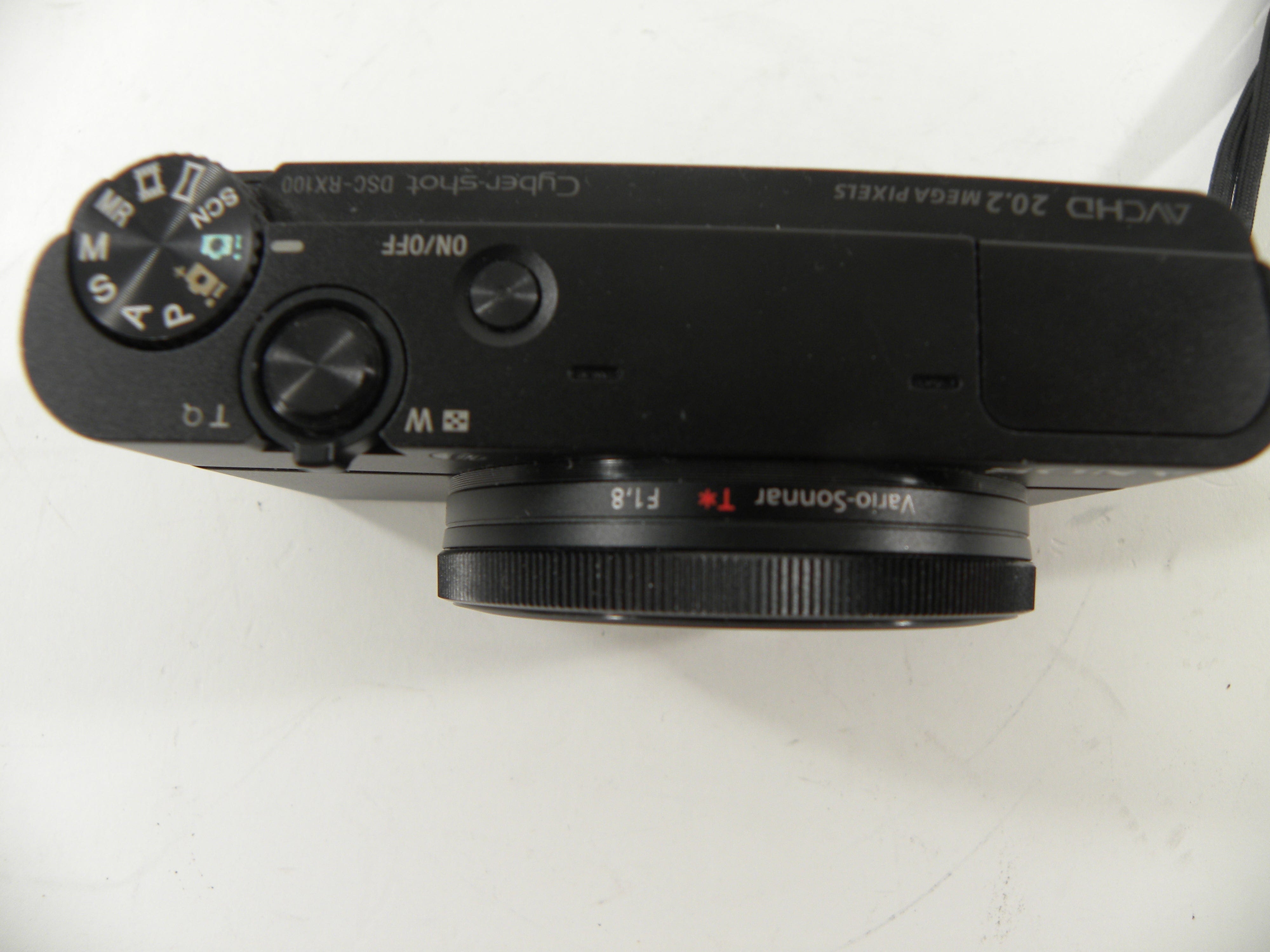 Sony Cyber Shot DSC-RX100 20.2mp Digital Camera