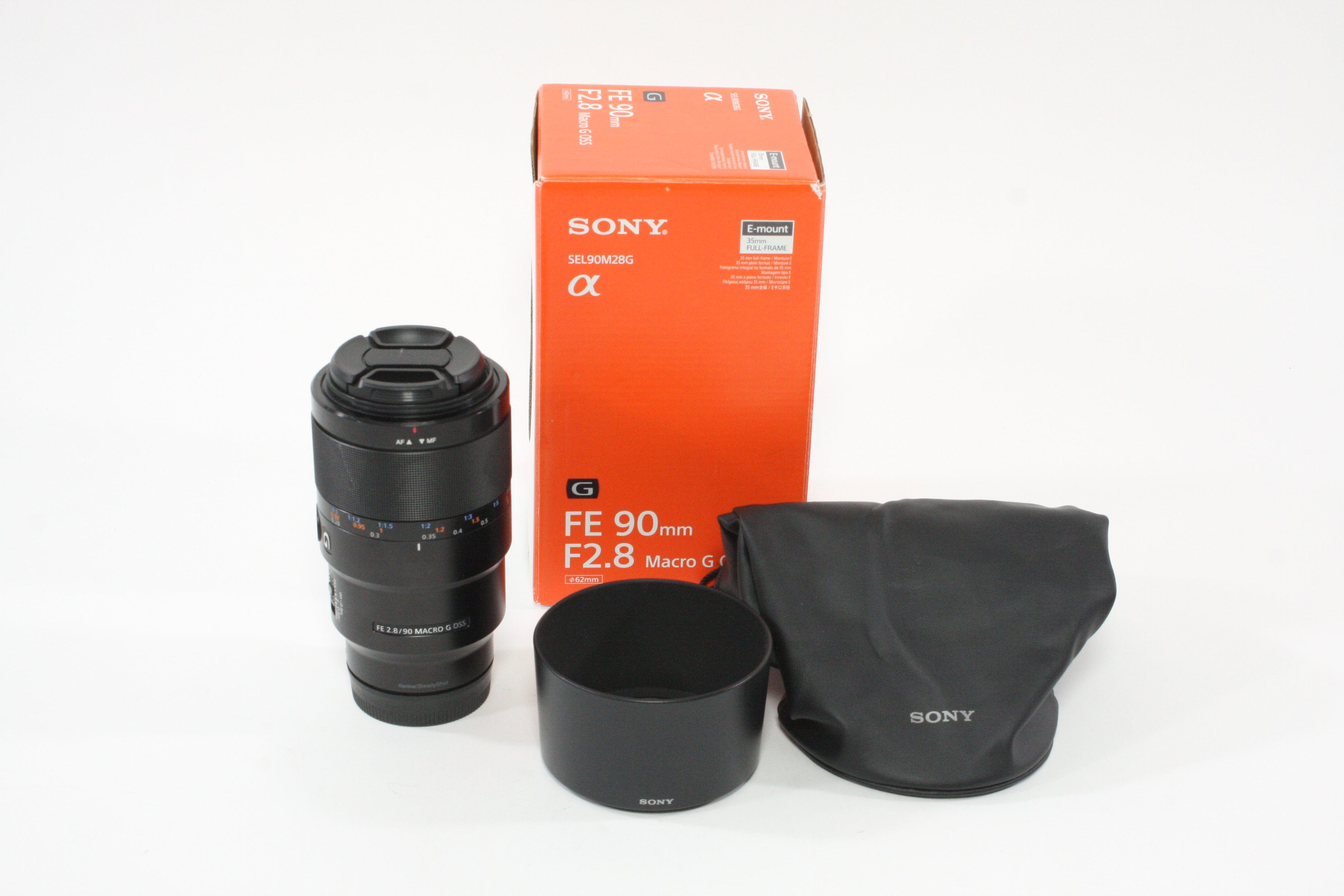 Sony FE 90mm f/2.8 Macro G OSS