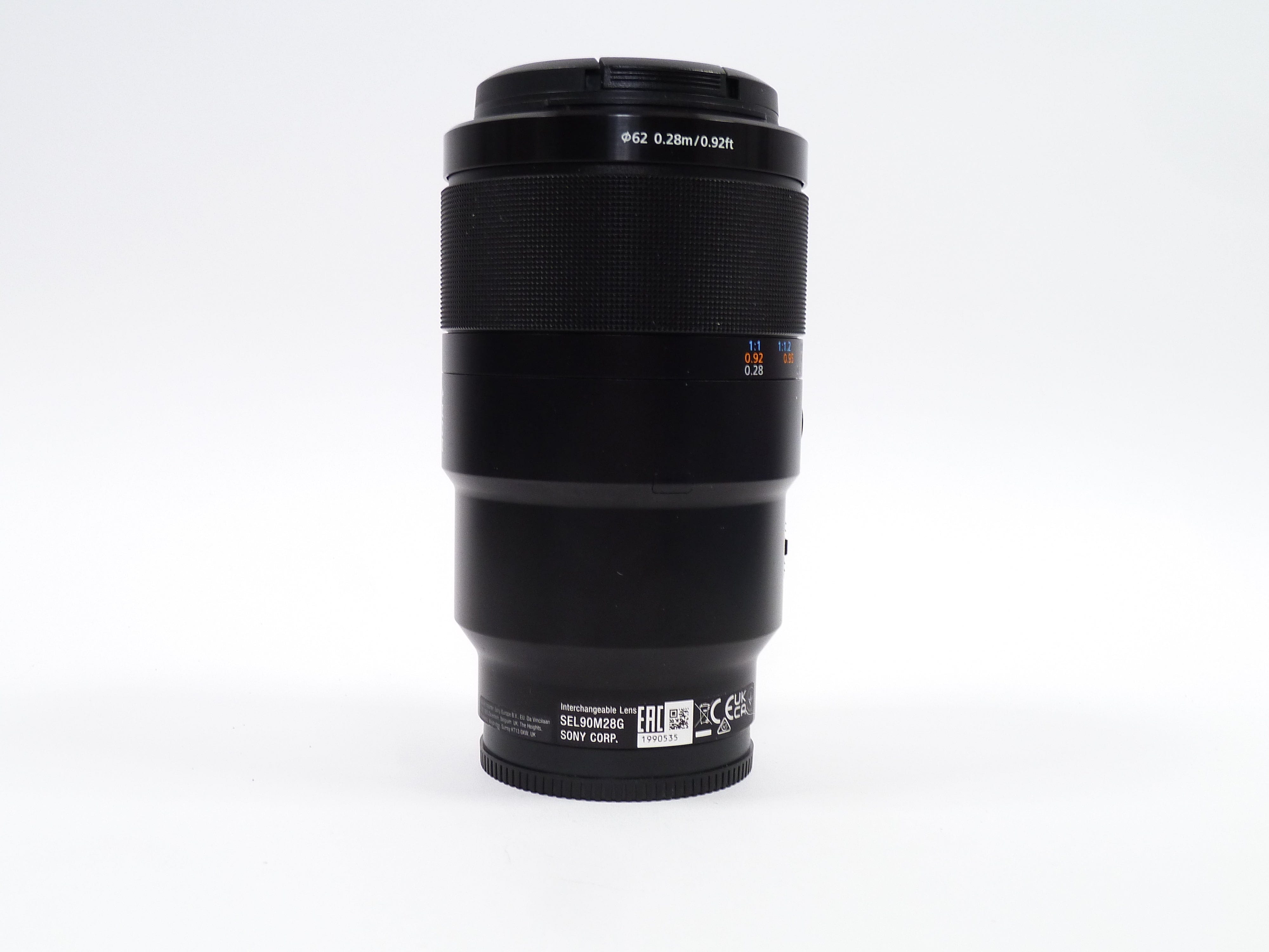Sony FE 90mm F2.8 Macro Lens