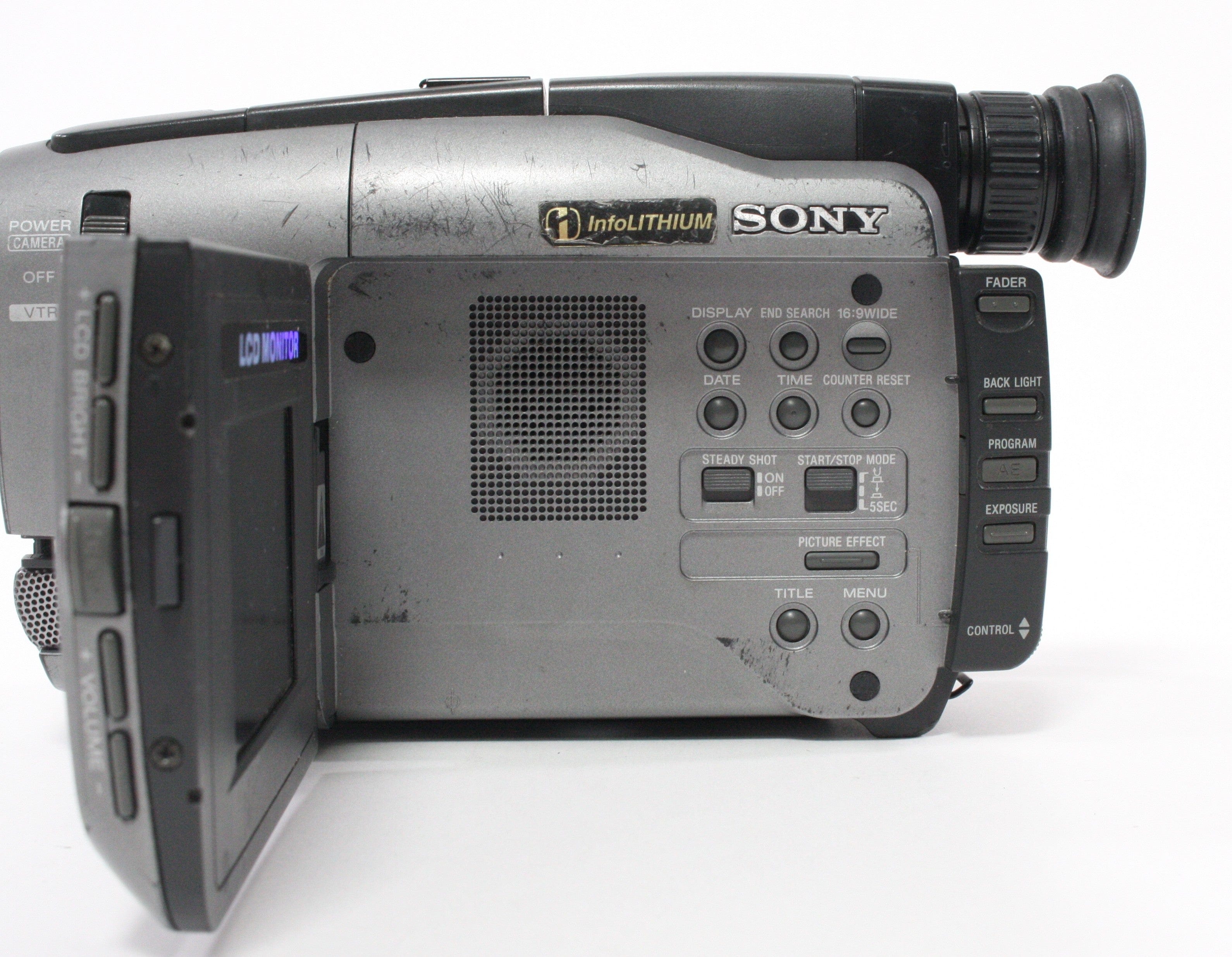 Sony Handycam 8mm CCD-TRV41 Camcorder