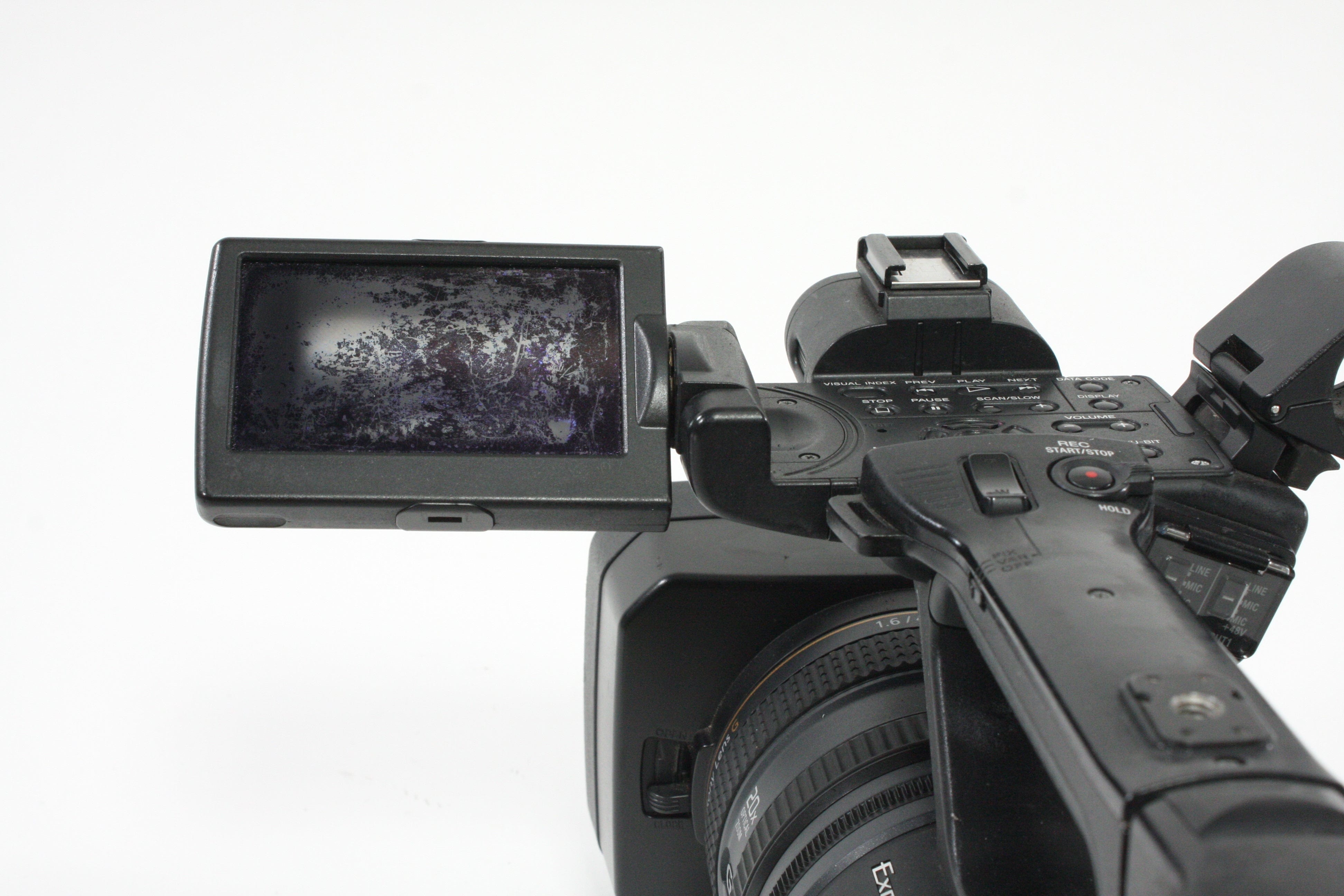 Sony HXR-NX5U NXCAM Professional Camcorder - 100 hours usage