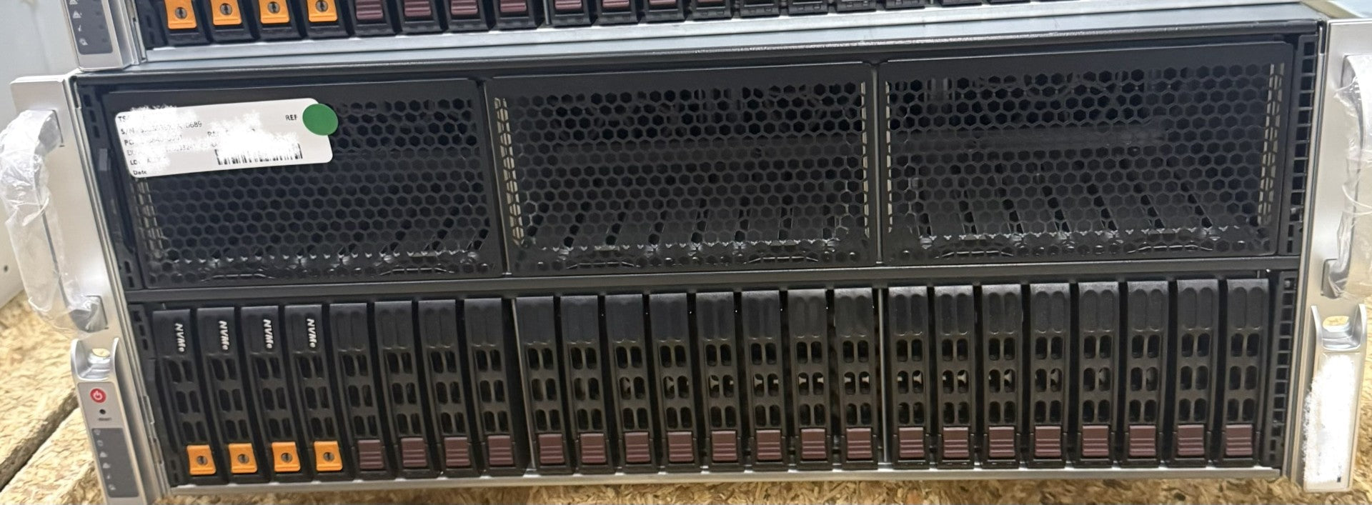 SuperMicro AS-4125GS-TNRT 2X EPYC 64C/ 1TB DDR5 / 8X Nvidia A100 80GB