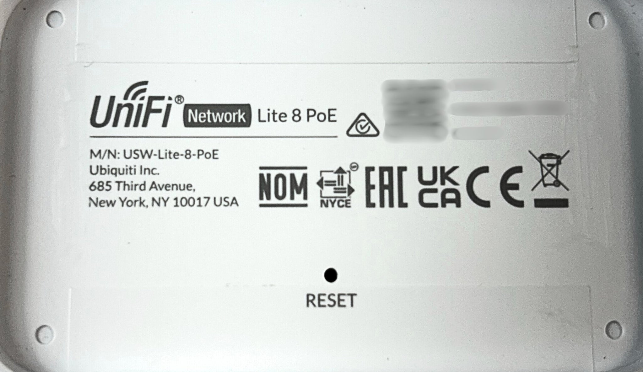 Ubiquiti USW-LITE-8-POE UniFi 8 Port PoE Gigabit Ethernet Layer 2 Swit