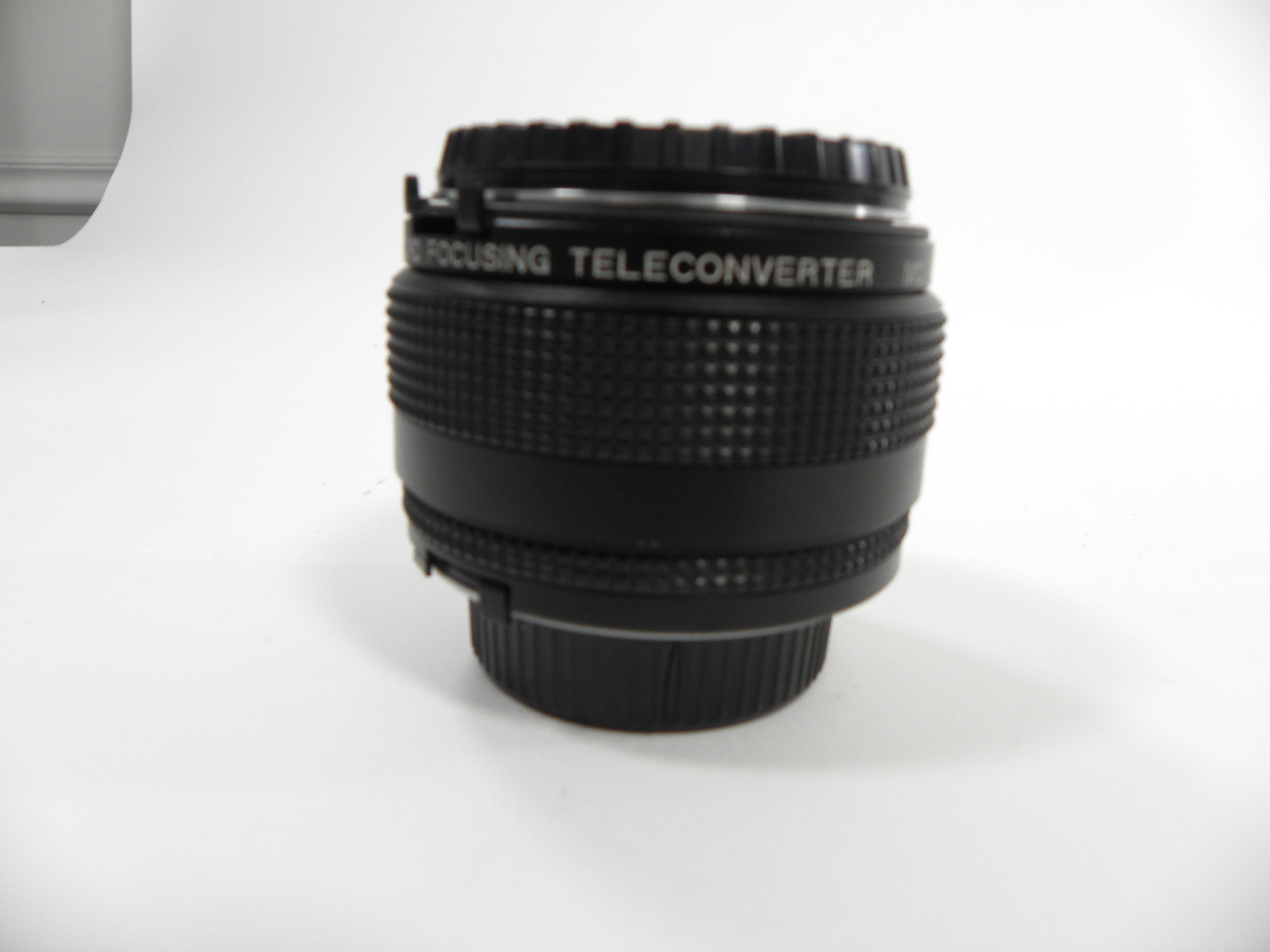 Vivitar 2x Macro Focusing Teleconverter MC For Minolta MD