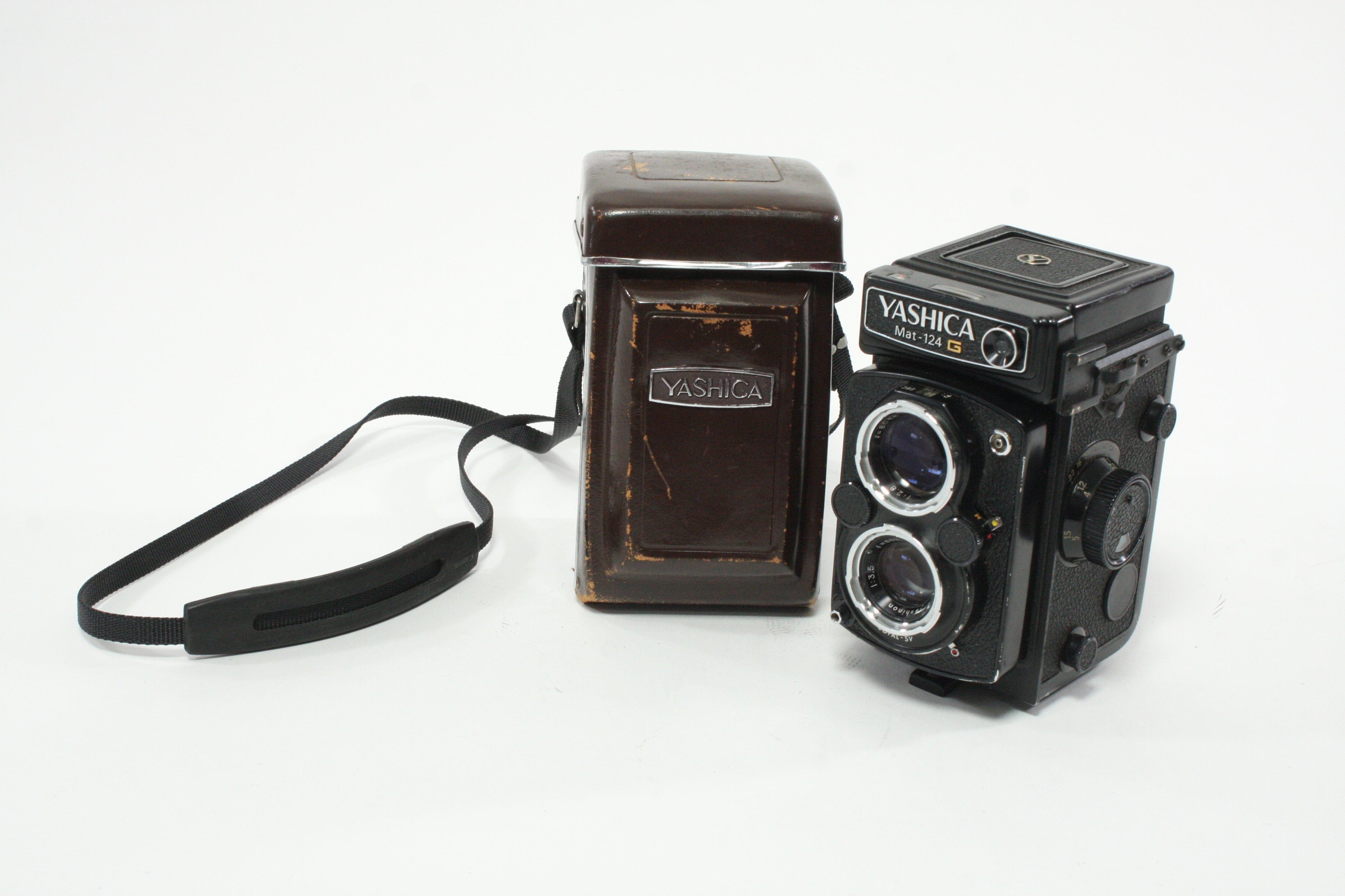 Yashica 124 G Medium Format Camera