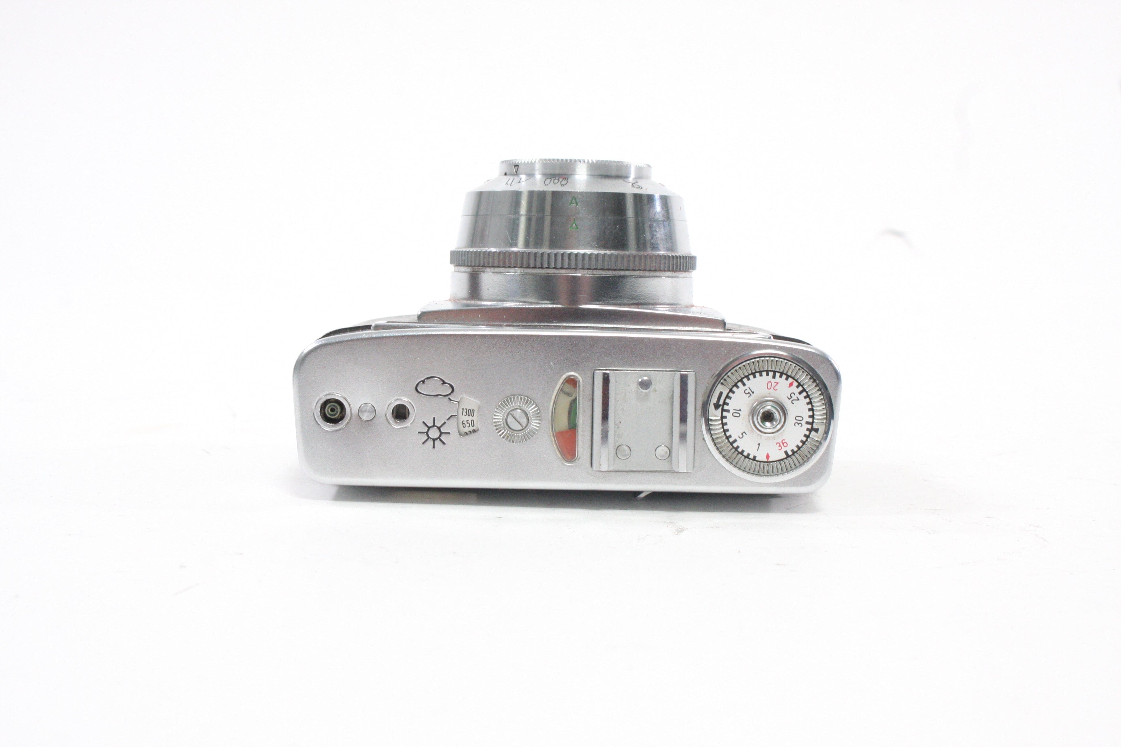 Zeiss Ikon Tenax with Tessar 50mm f/2.8 Lens