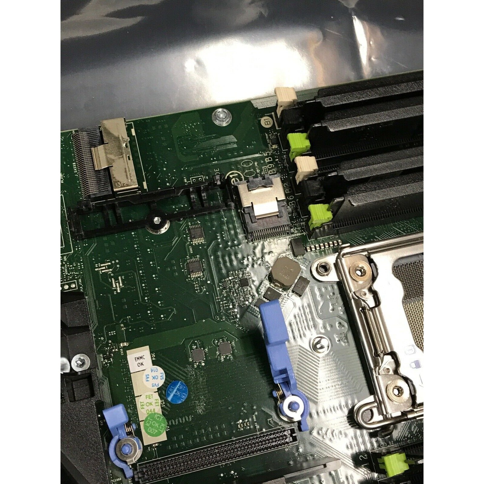 Dell 0HJK12 - R720/R720XD Motherboard - Connector View | Alo Tech Solutions