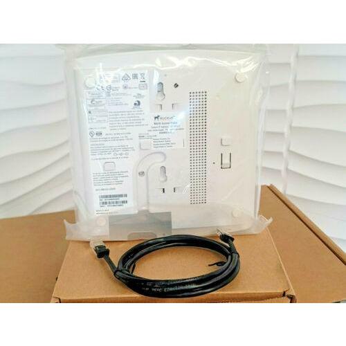 Ruckus R610 Dual Band 802.11ABGN Wireless Access Point UNLEASHED 901-R610-US00