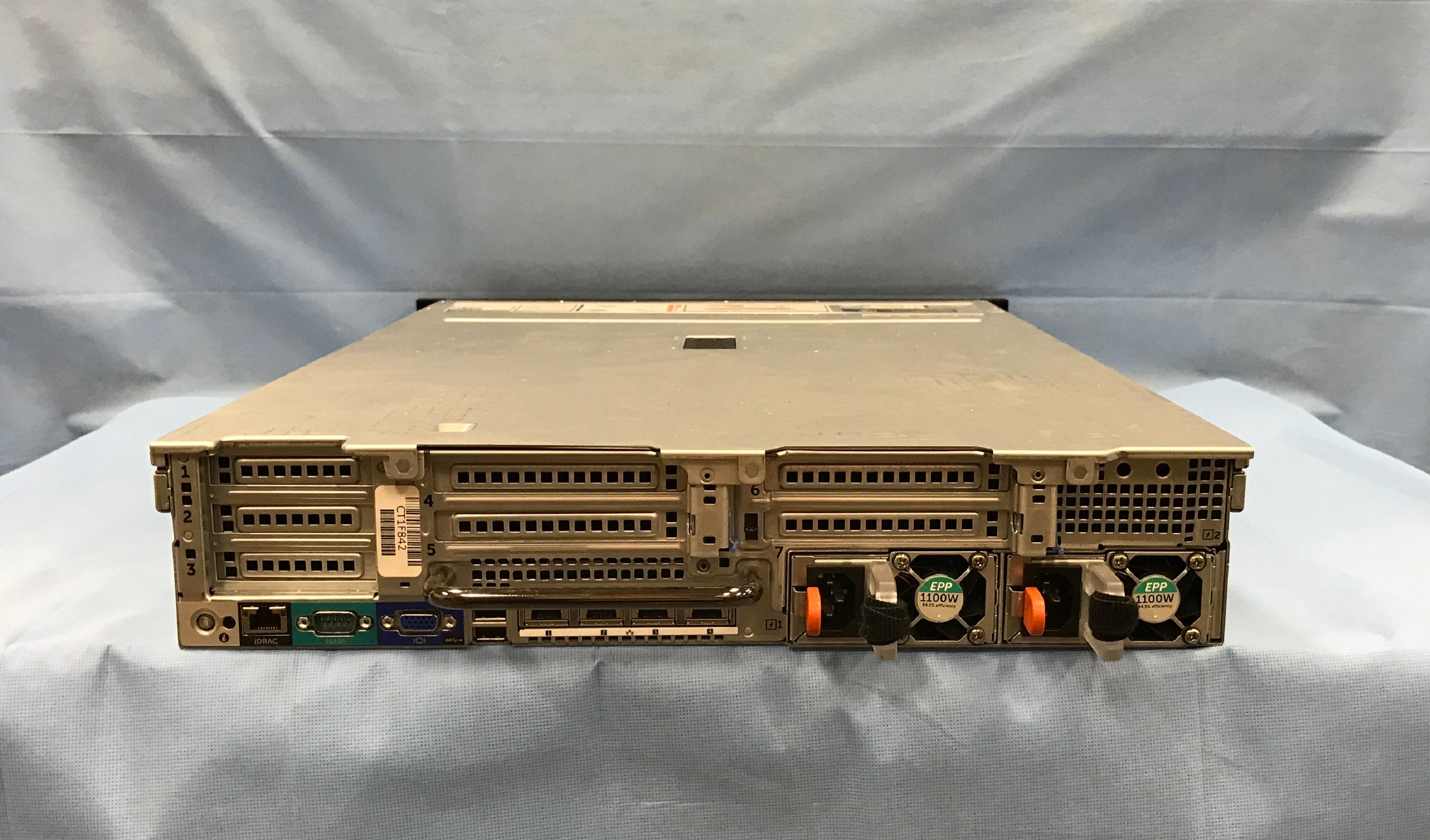 Dell PowerEdge R720 8x 3.5” 2U Server 2x E5-2665 2.4GHz 16 Cores 256GB RAM H710