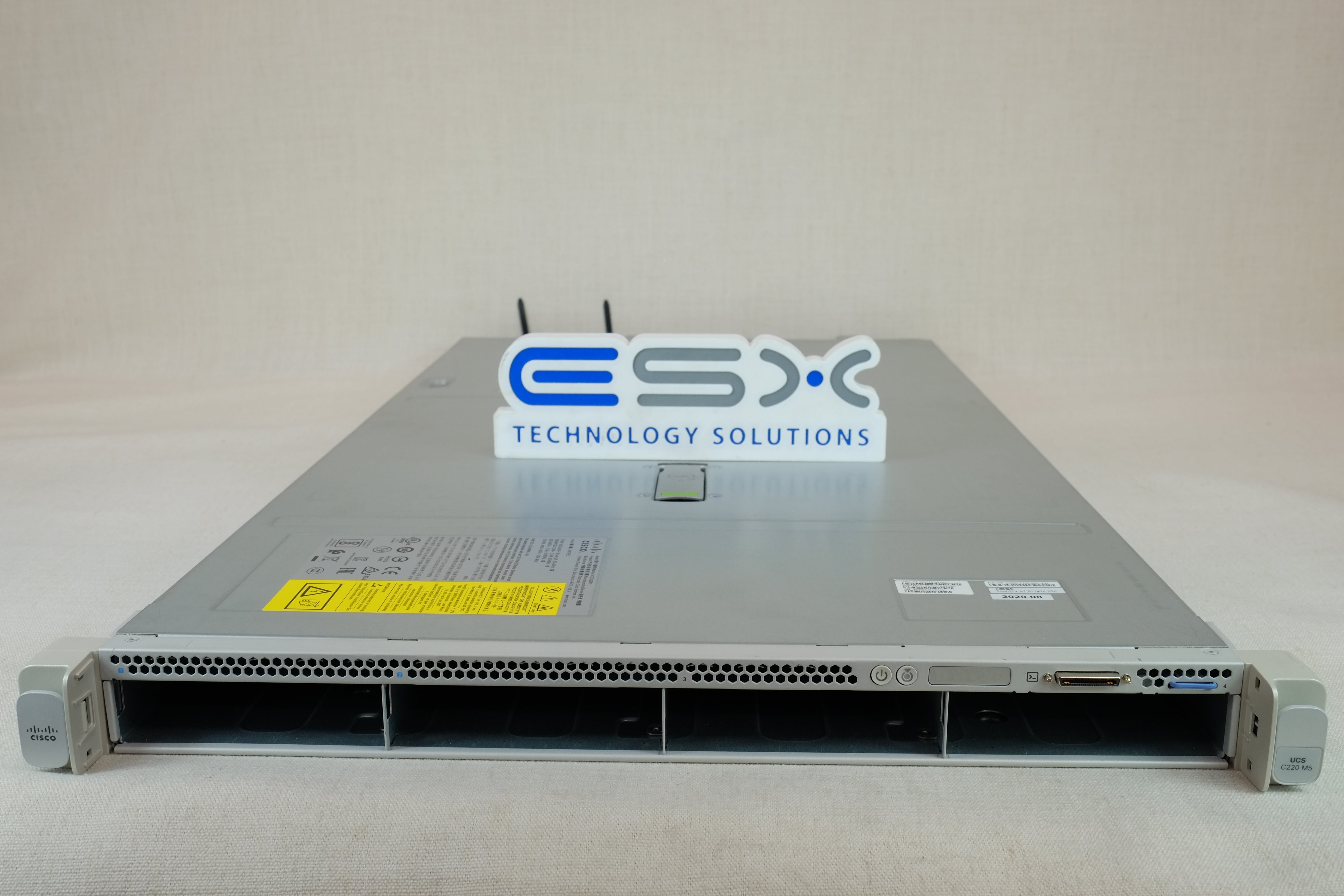 Cisco UCSC-C220-M5L 4x 3.5” Server – 2x 10C Silver 4210 2.2GHz, 128GB, 4x 8TB