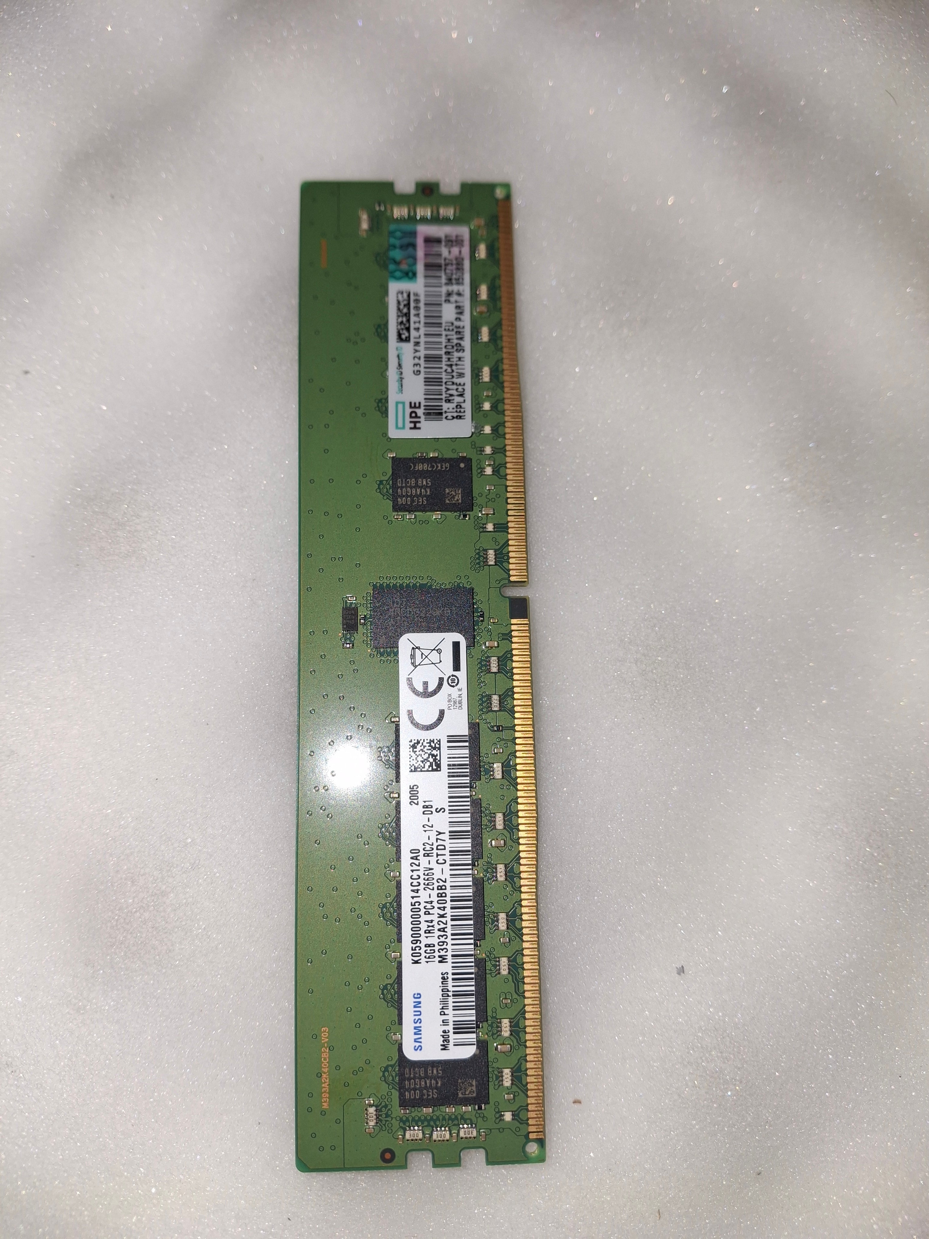 HP 850880-001 - 16GB DDR4-2666 RDIMM Chips View | Alo Tech Solutions
