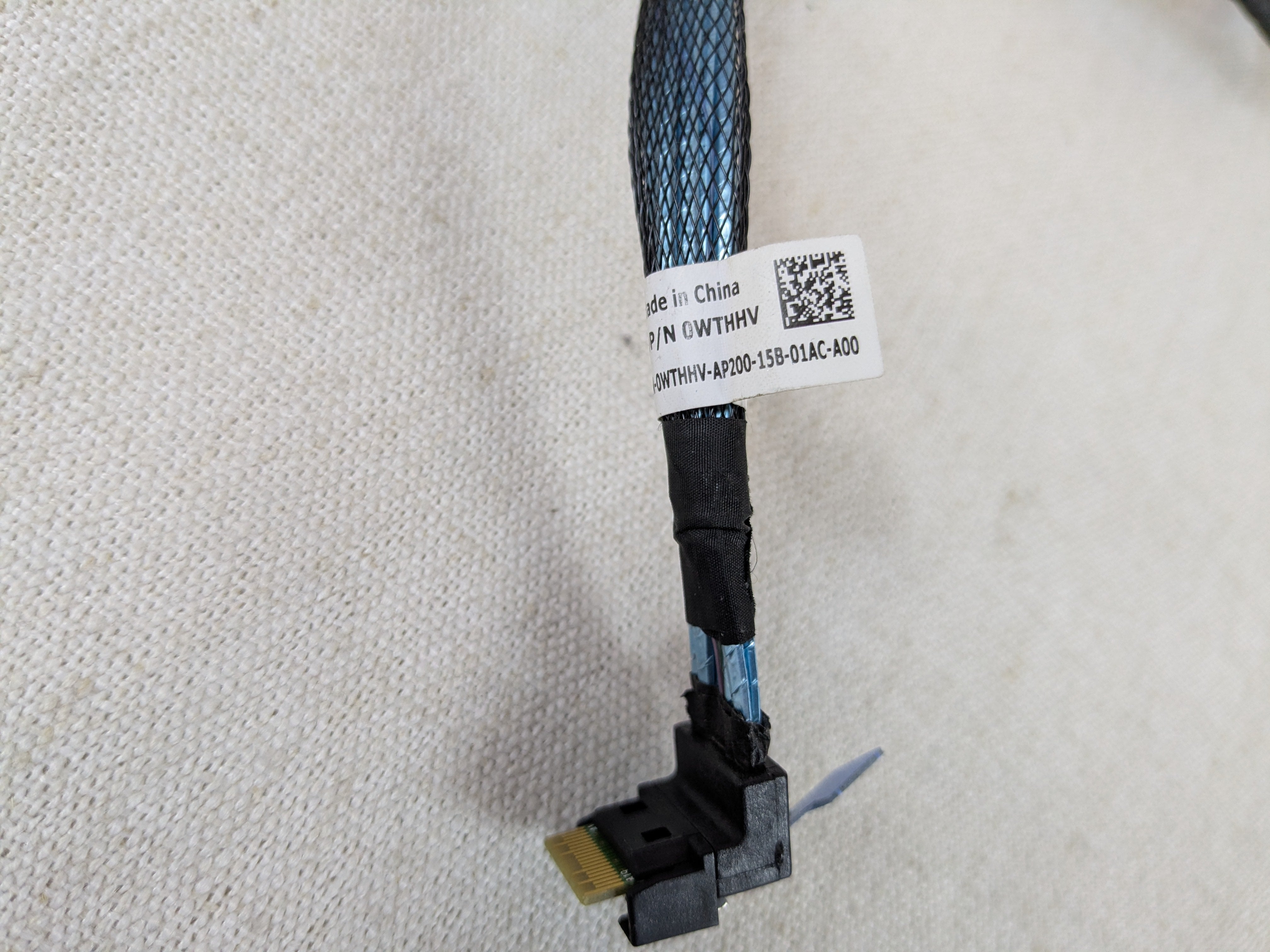 Dell WTHHV 2x 2.5" Rear Backplane SAS Cable for PowerEdge R750XS 12x 3.5"