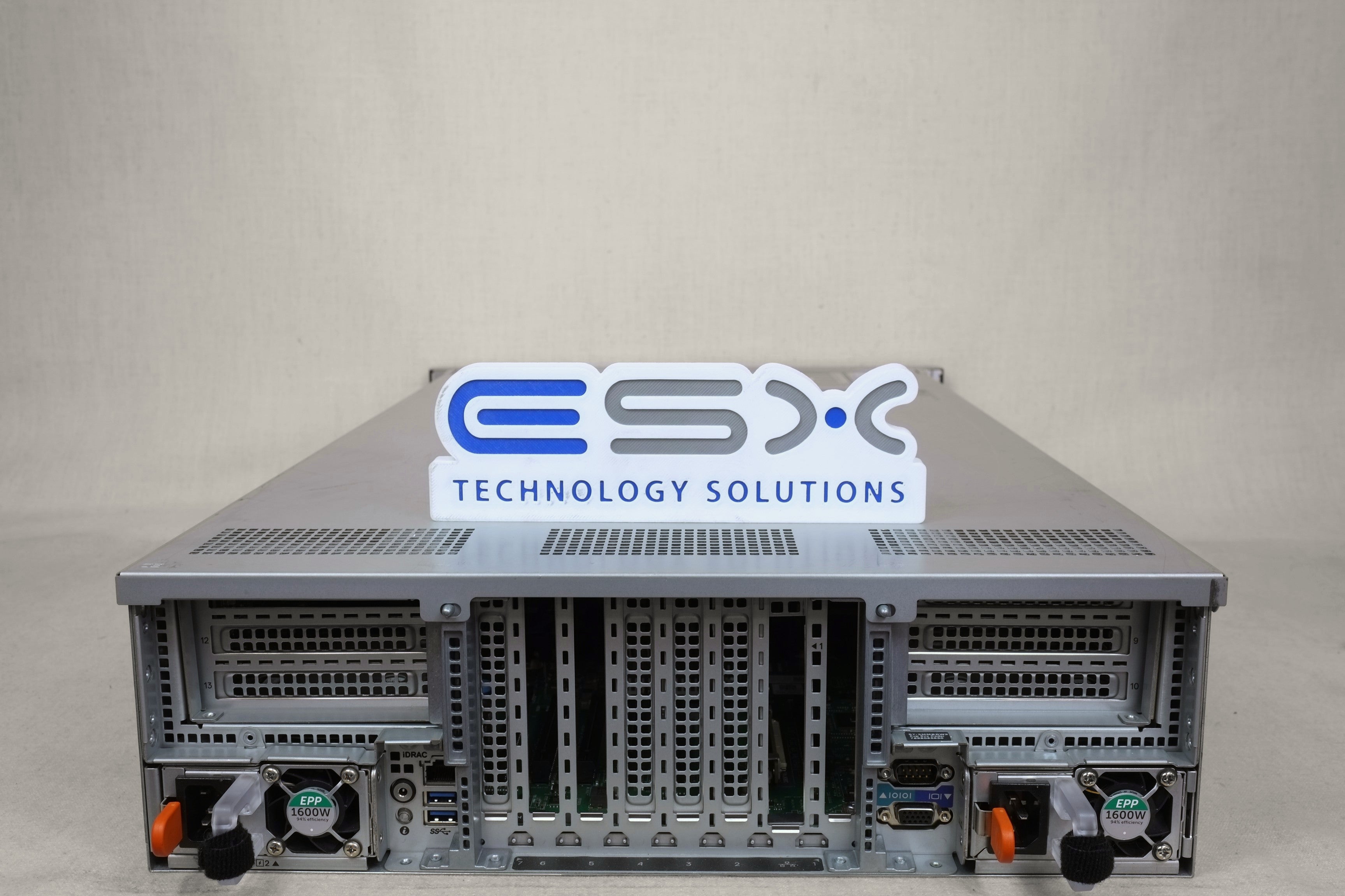 Dell PowerEdge R940 24x 2.5” (12x NVMe) CTO Server - 4x HS, 2x 1600W PSU