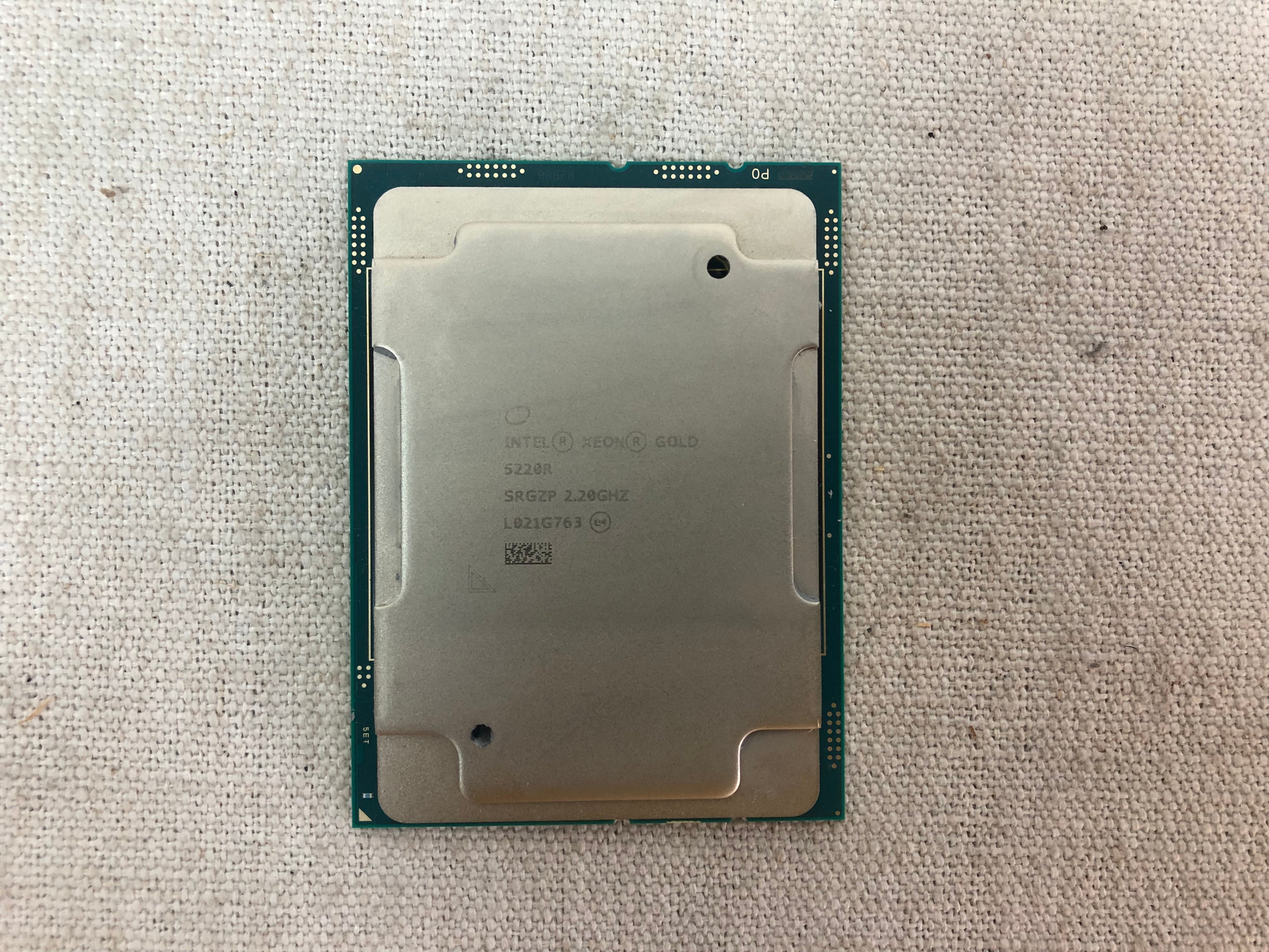 Intel Xeon 24-Core Gold 5220R @ 2.2GHz 35.75MB 150W LGA3647 Processor SRGZP CPU