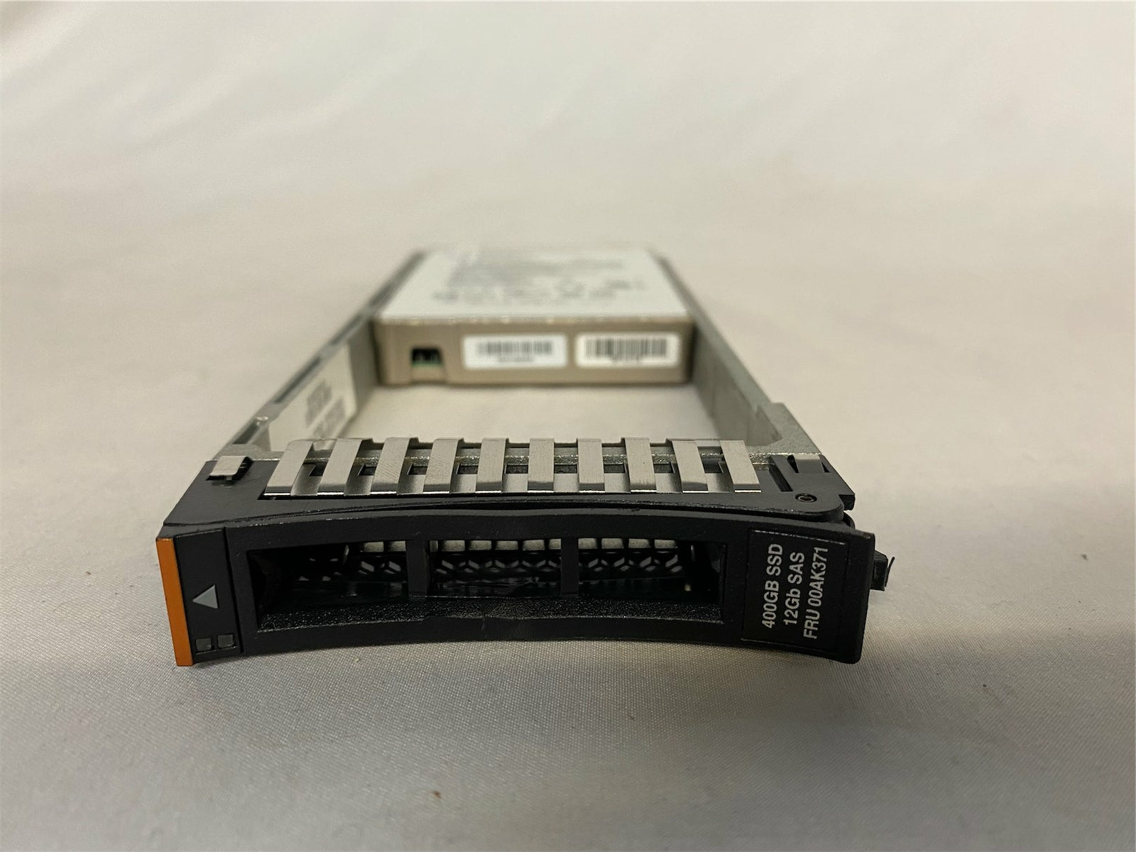 IBM 00Y5951 - 400GB 2.5in SSD 00AK371 00WY980 | Alo Tech Solutions