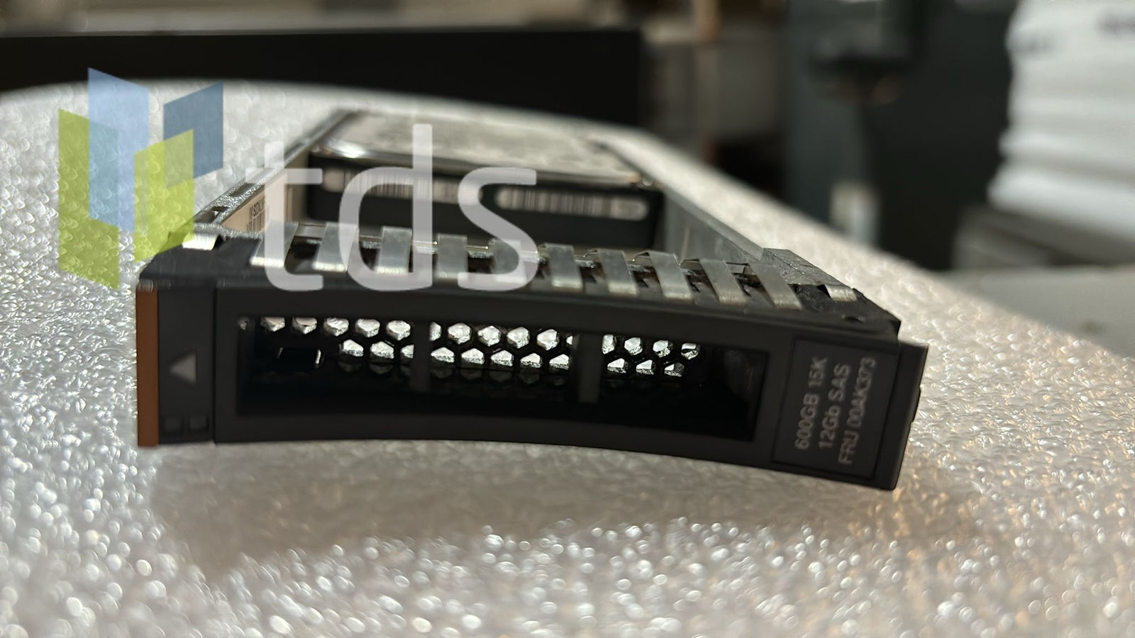 IBM 00WY962 600GB 15K SAS HDD - Connector View | Alo Tech Solutions
