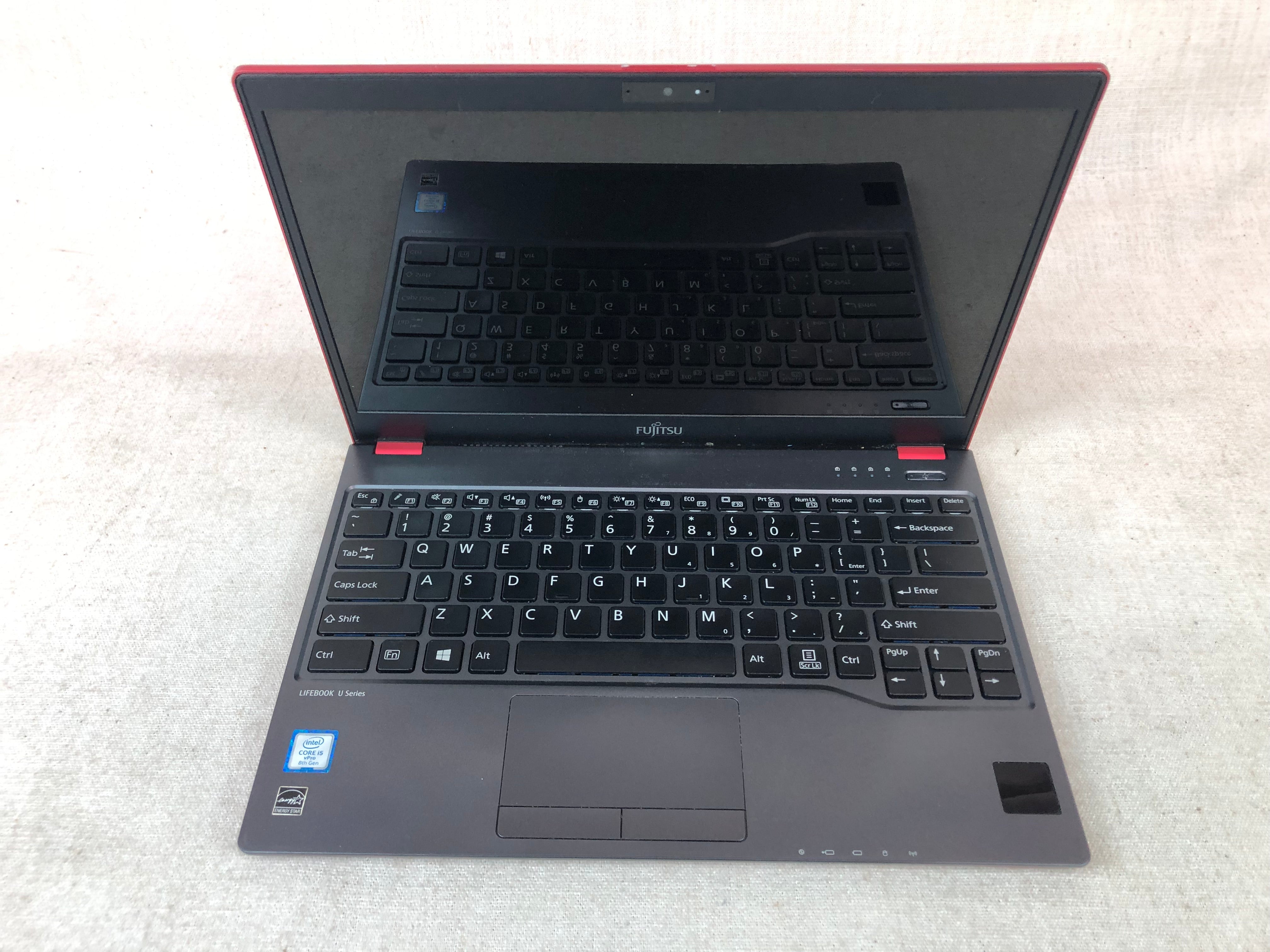 Fujitsu Lifebook U938 13.3” i5-8650U, 8GB/256GB, Touch Screen, Power adapter