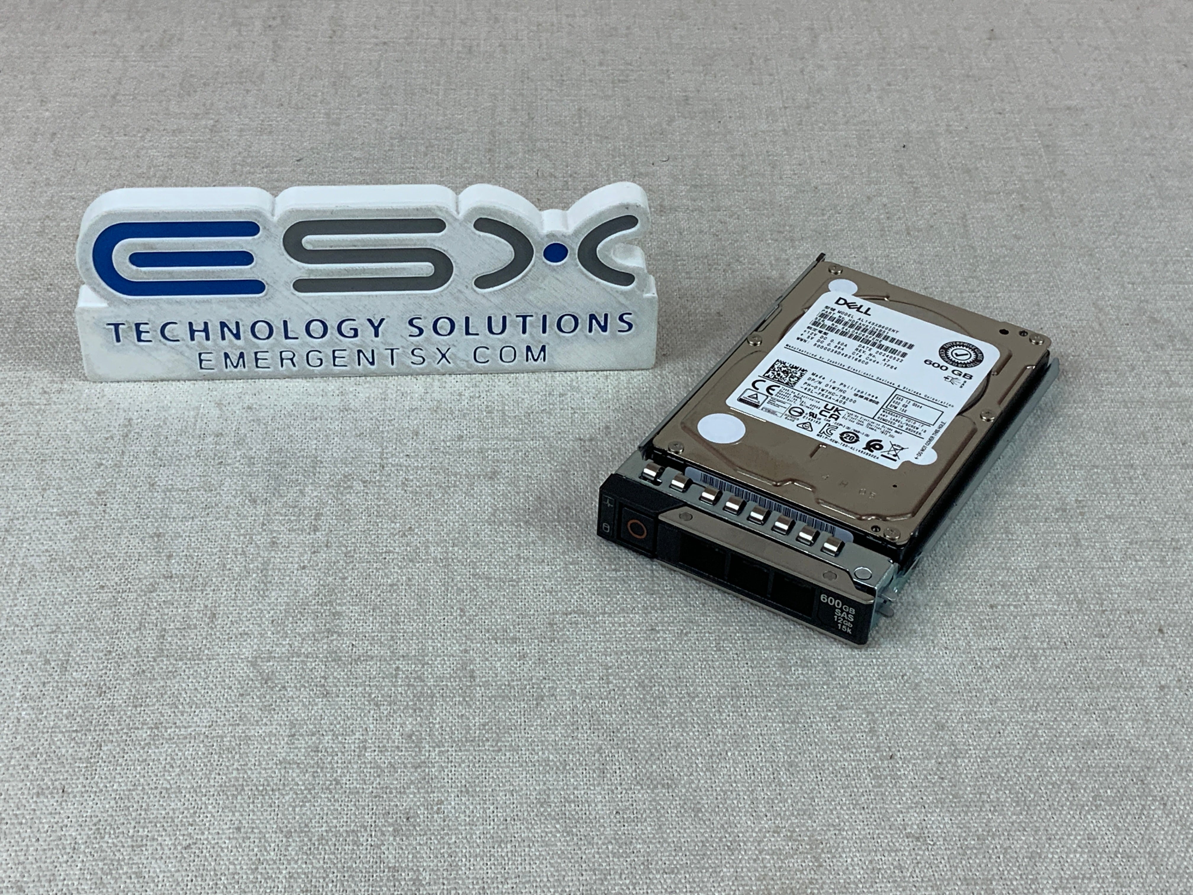 Dell 1W7HC 600GB 15k 12Gb/s 2.5" SAS Hard Drive AL14SXB60ENY