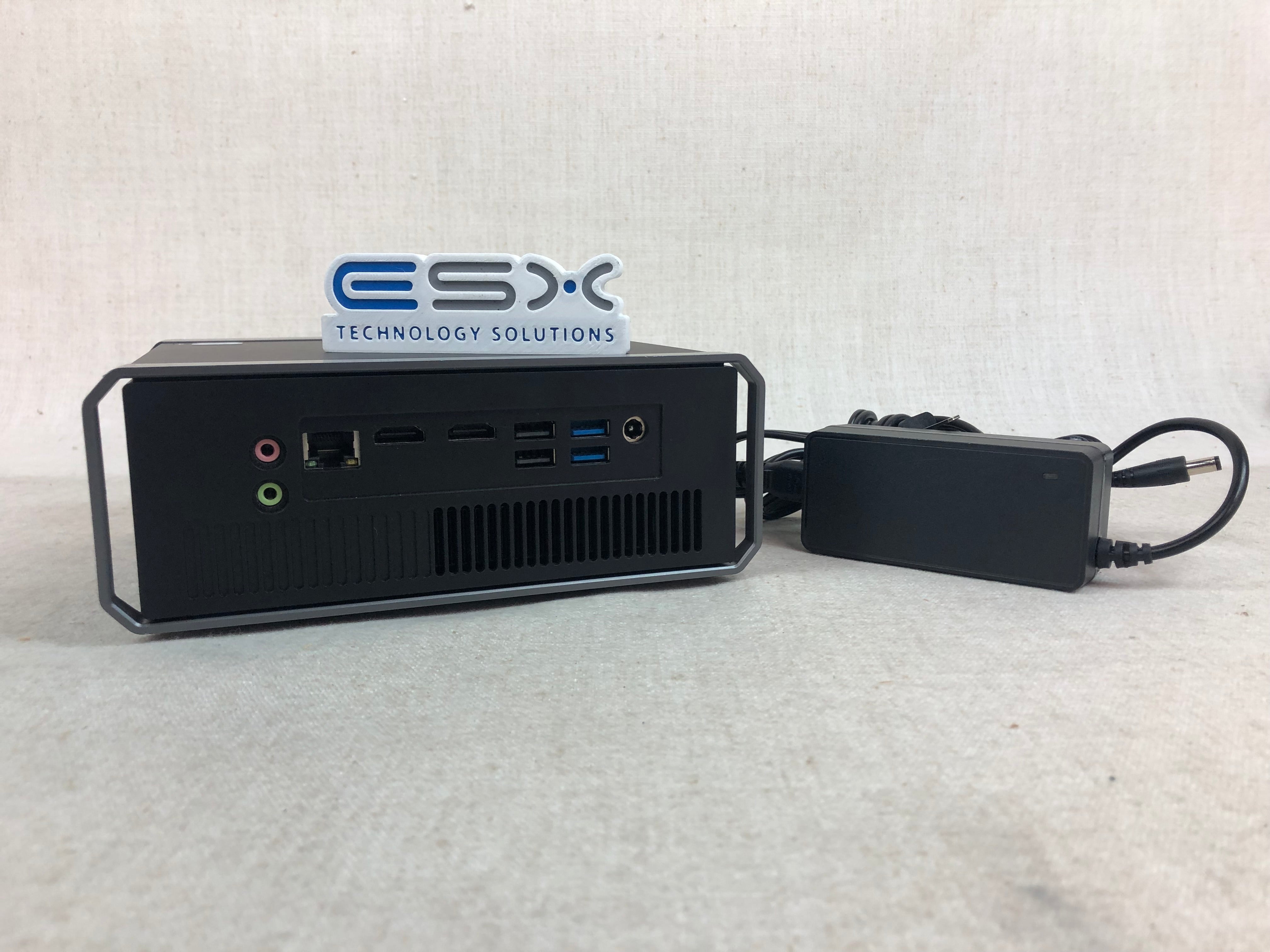 Chuwi CoreBox Mini PC Intel Core i5 8/256GB SSD Windows 10 Pro